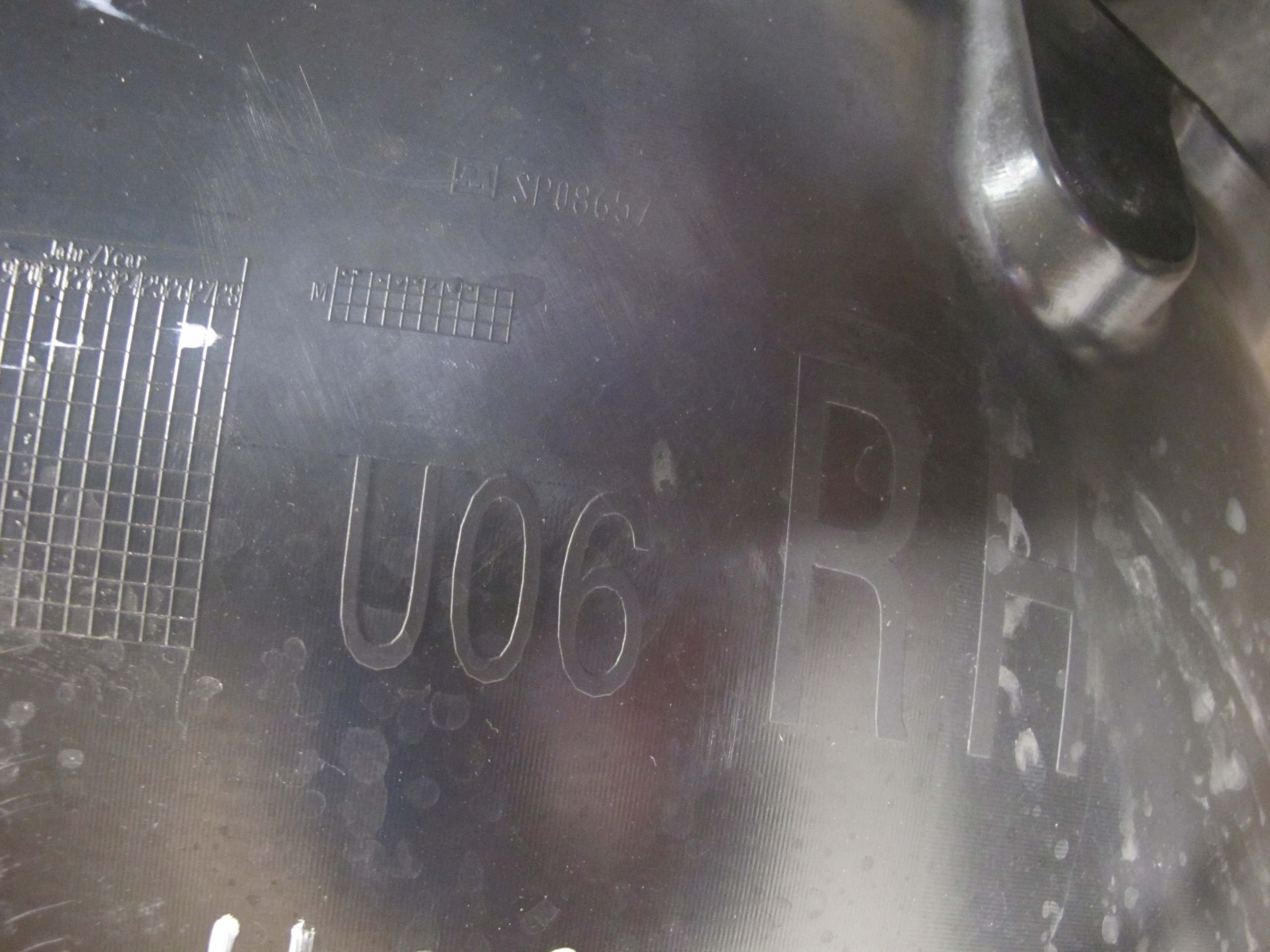 NADKOLE PRZEDNIE BMW U06 Typ samochodu Samochody osobowe