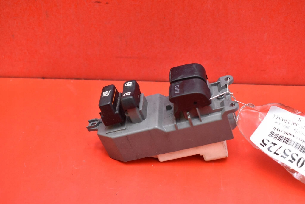 control panel of the window EU 192832 TOYOTA COROLLA E140 06-10
