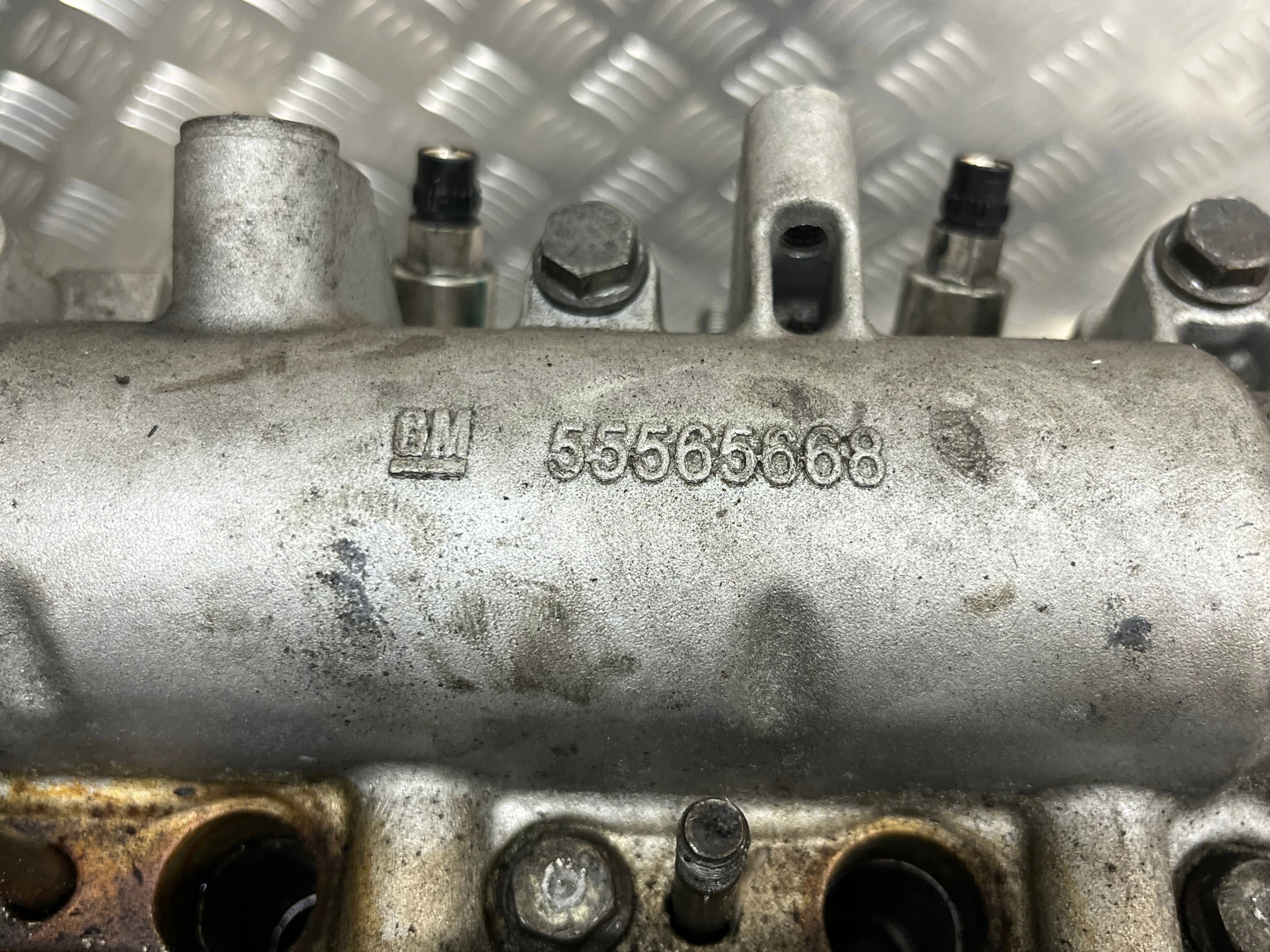 head. complete OPEL INSIGNIA 55576540 / 55565668