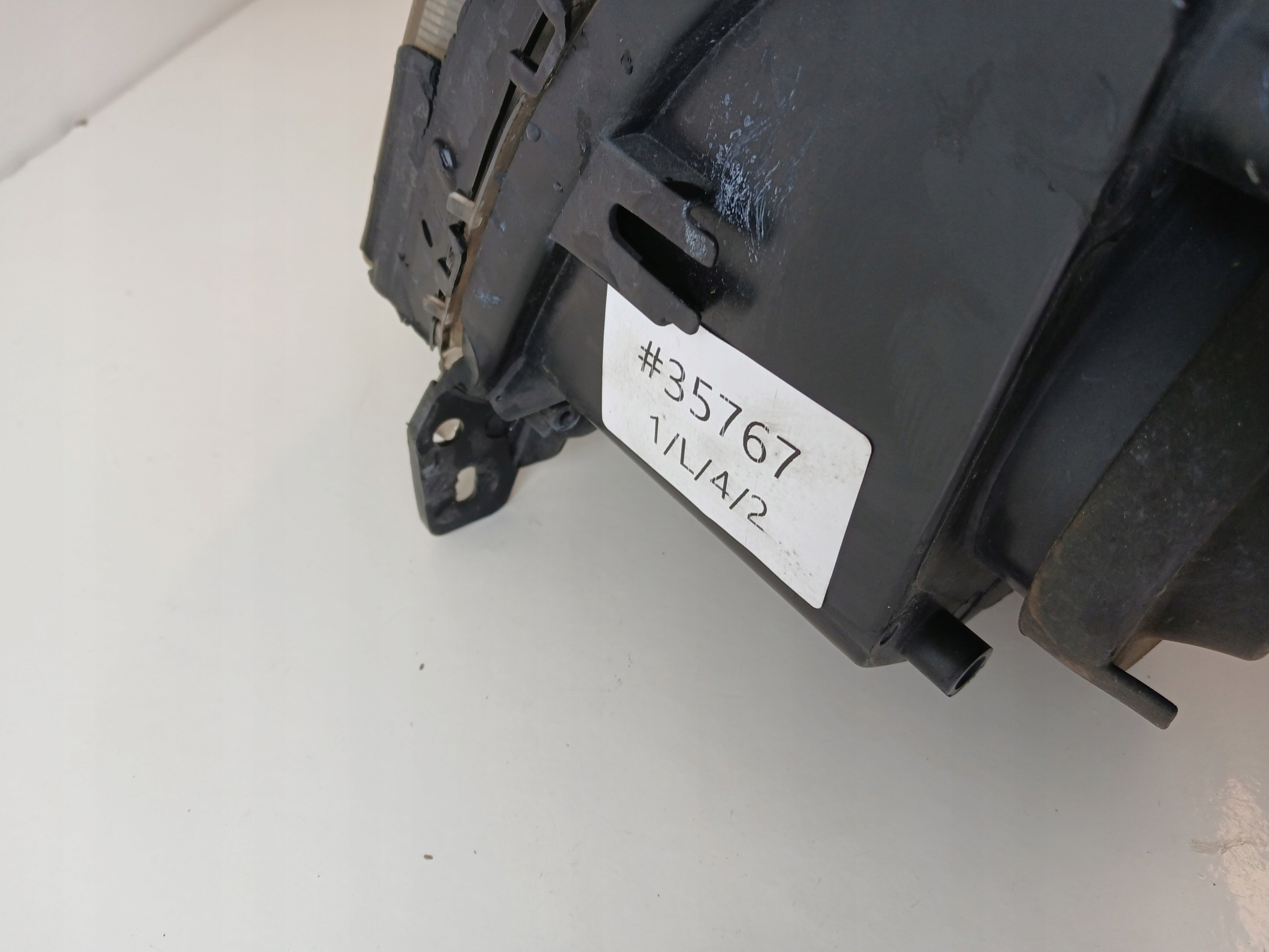 OPEL VECTRA C SIGNUM light left front CIEMNA