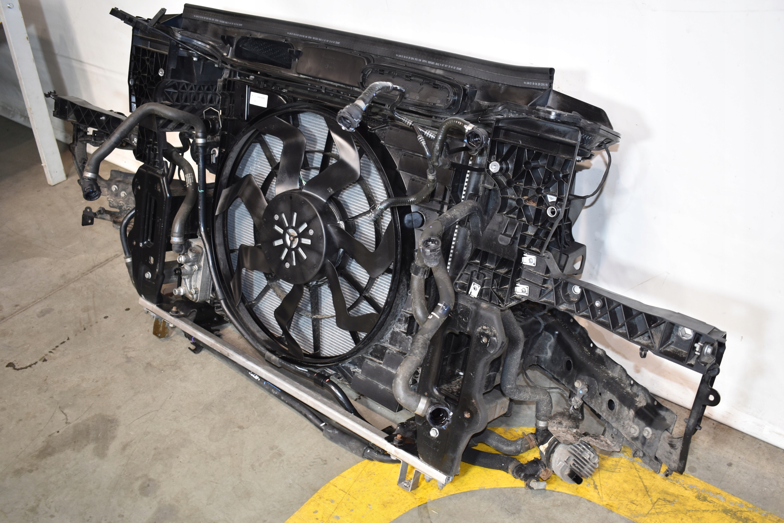 IDEALNY front panel, wall radiator fan MERCEDES GLE W167 350d 400d 1