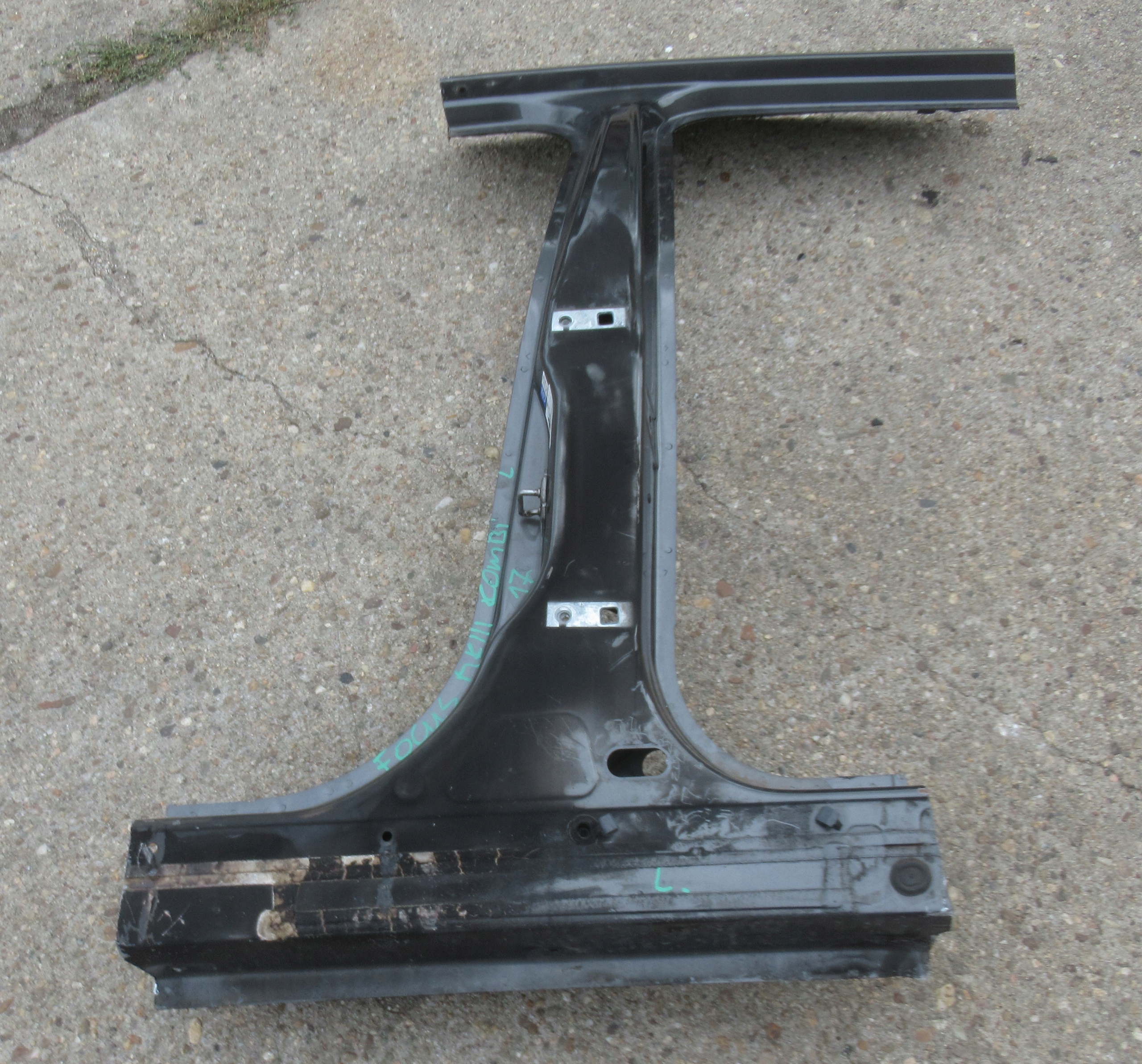 FORD FOCUS MK3 FL 17R Säule links