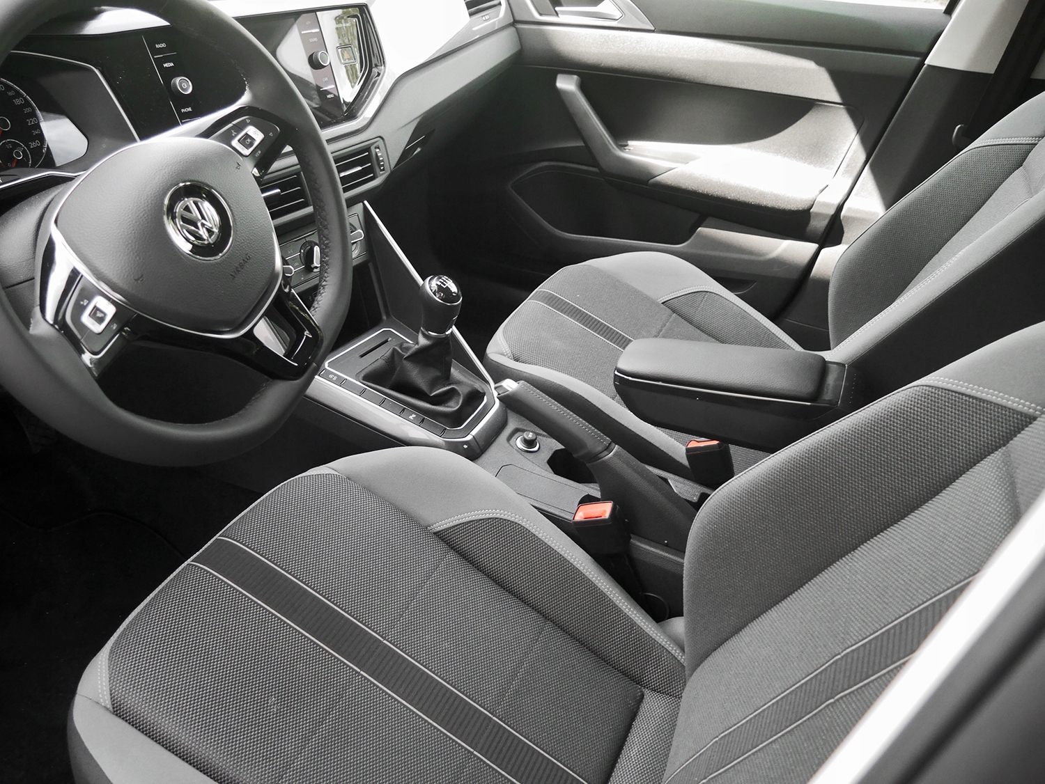 Podlokietnik dedykowany Skoda Fabia 2014 Part manufacturer Rati