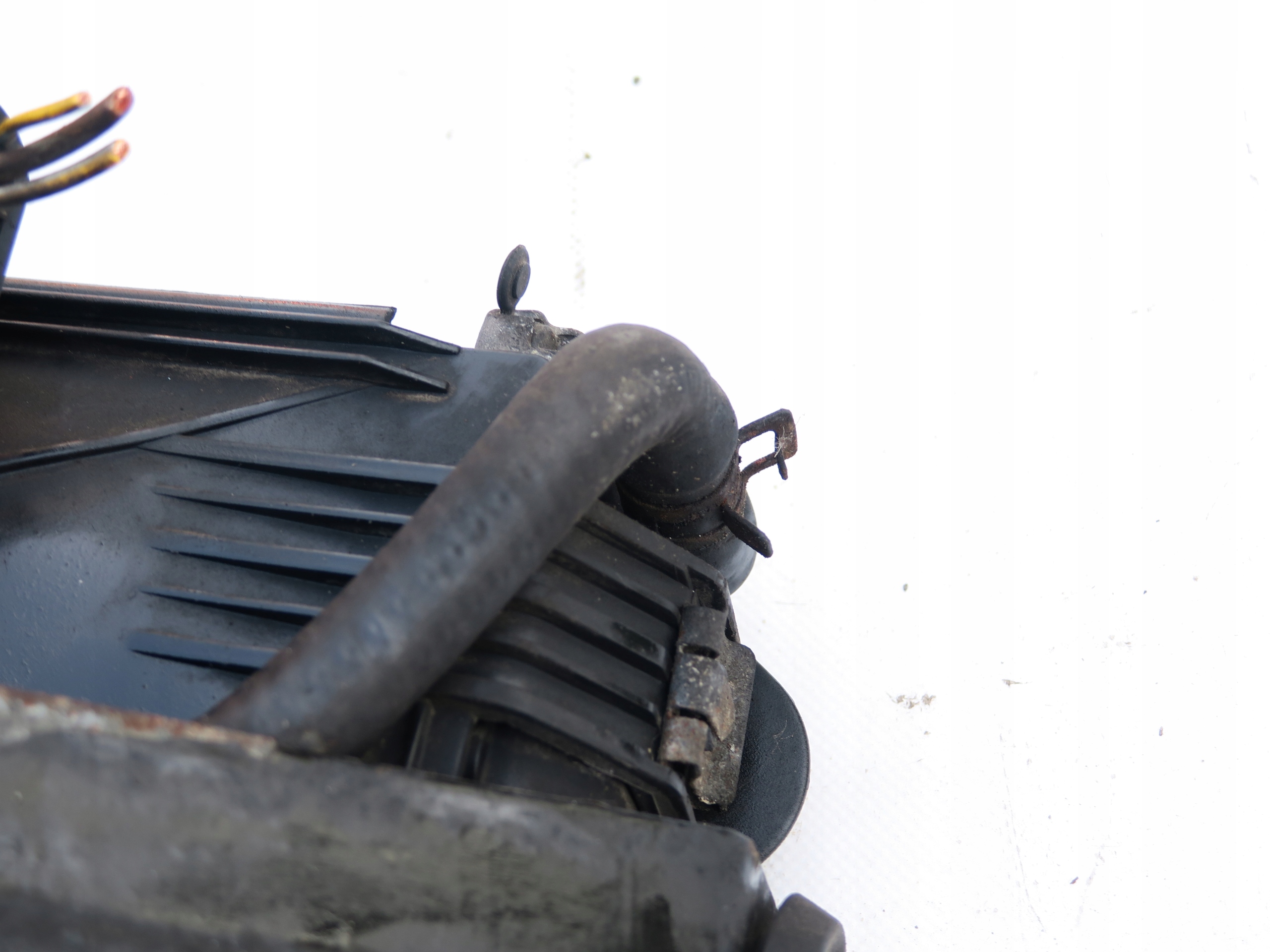 CHŁODNICA Z WENTYLATOREM MOCOWANIE 2.7 PORSCHE BOXSTER 1 I 986 Typ samochodu Samochody osobowe