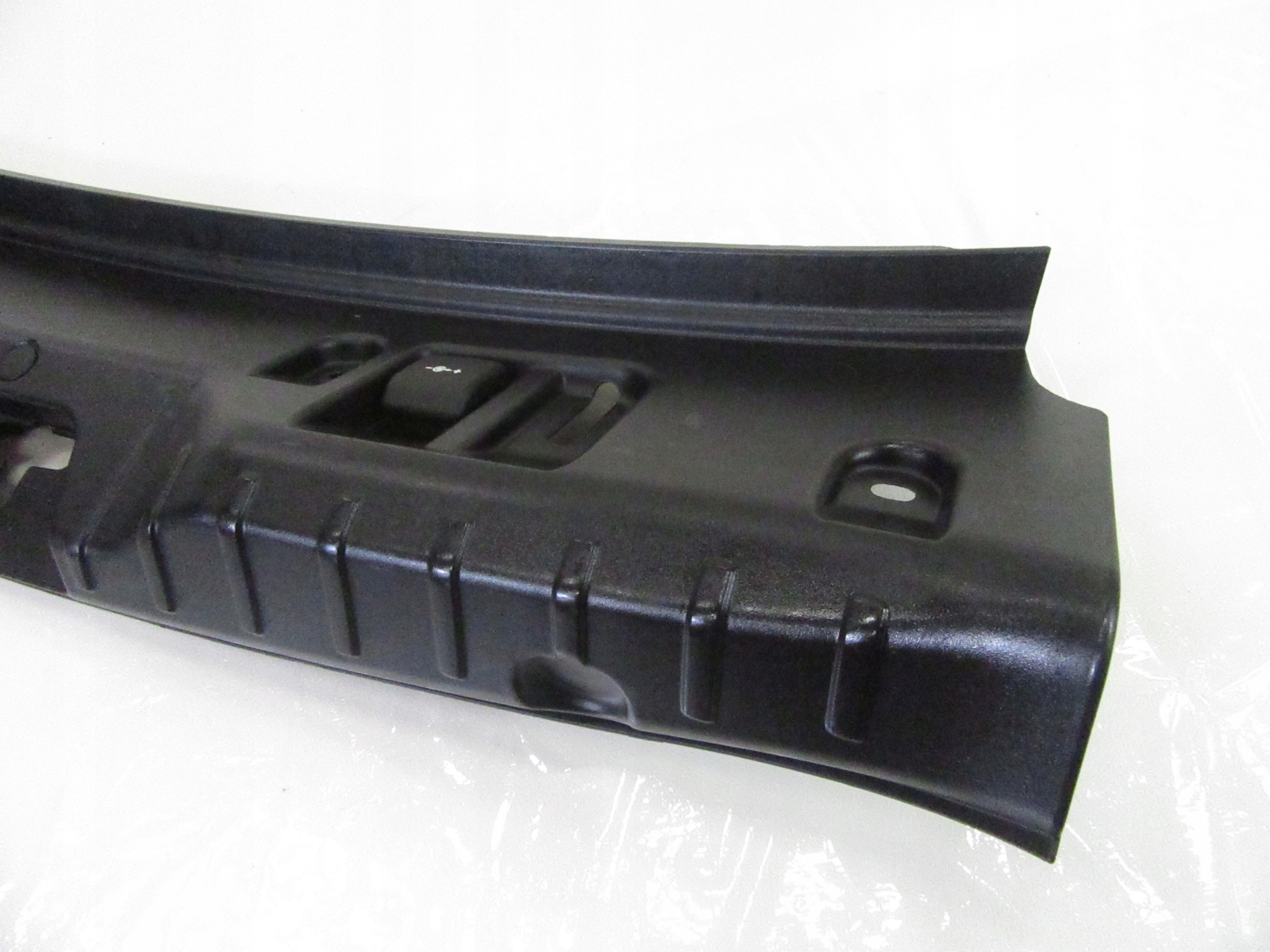 couverture couverture moulage krawedzi coffre BMW F10 berline