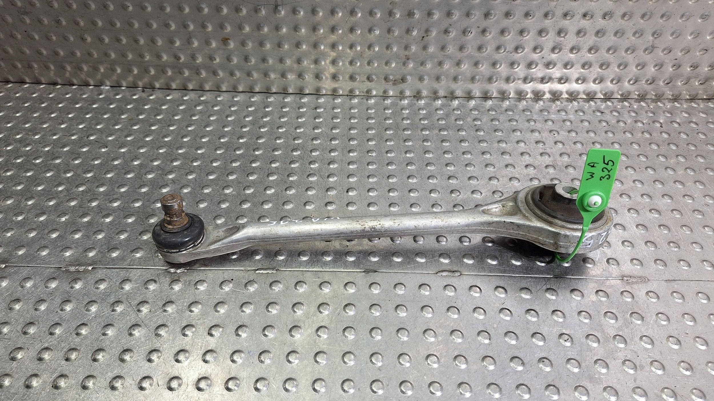 arm left right front 4D0407507F AUDI A8 D2 LIFT 1999-2002