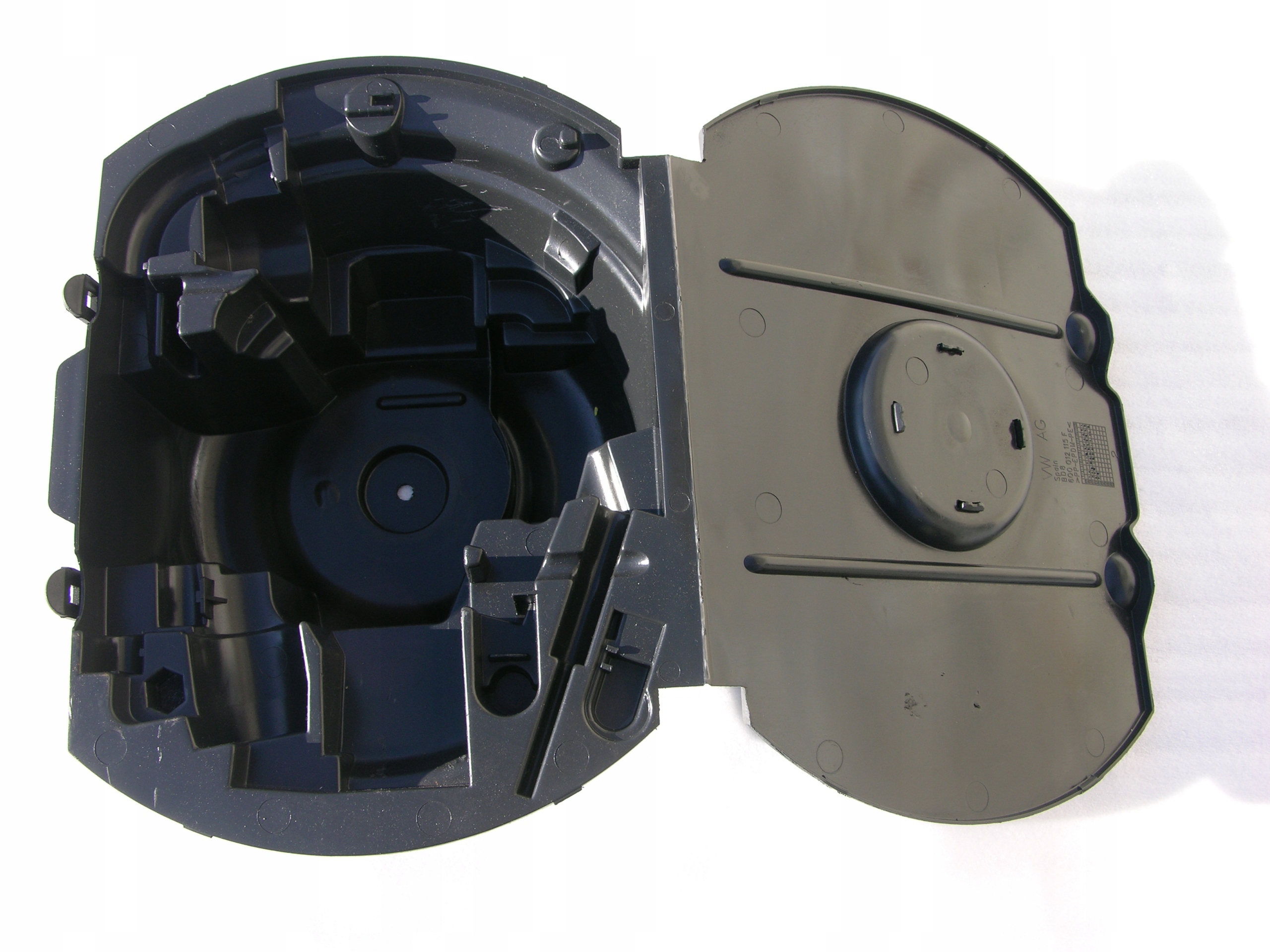 WKŁAD KOŁA ZAPASOWEGO SKODA FABIA VW POLO 6R SEAT IBIZA 6Q0012115F Typ samochodu Samochody osobowe