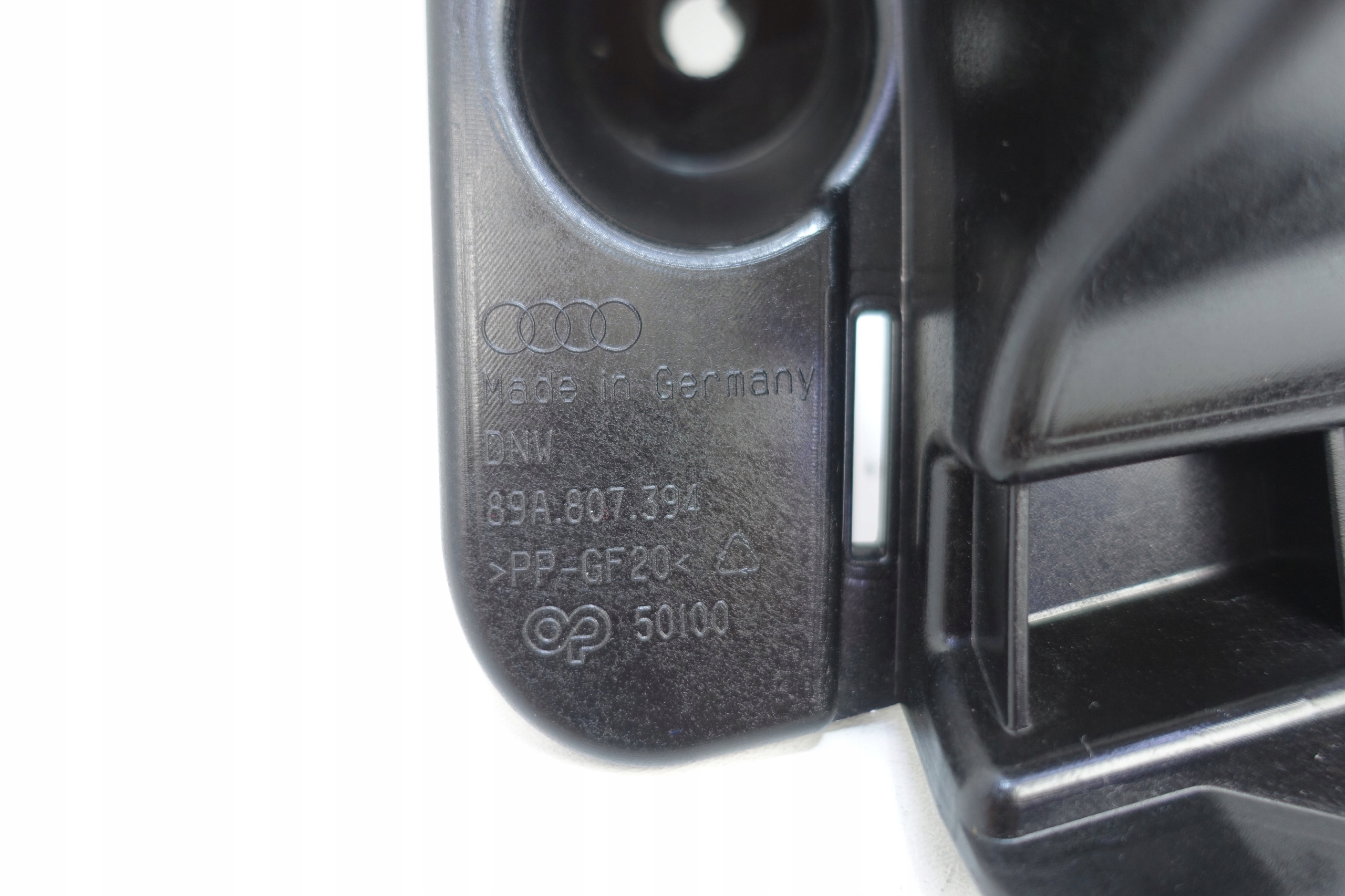 bumper bracket right rear part AUDI Q4 89A 89A807394
