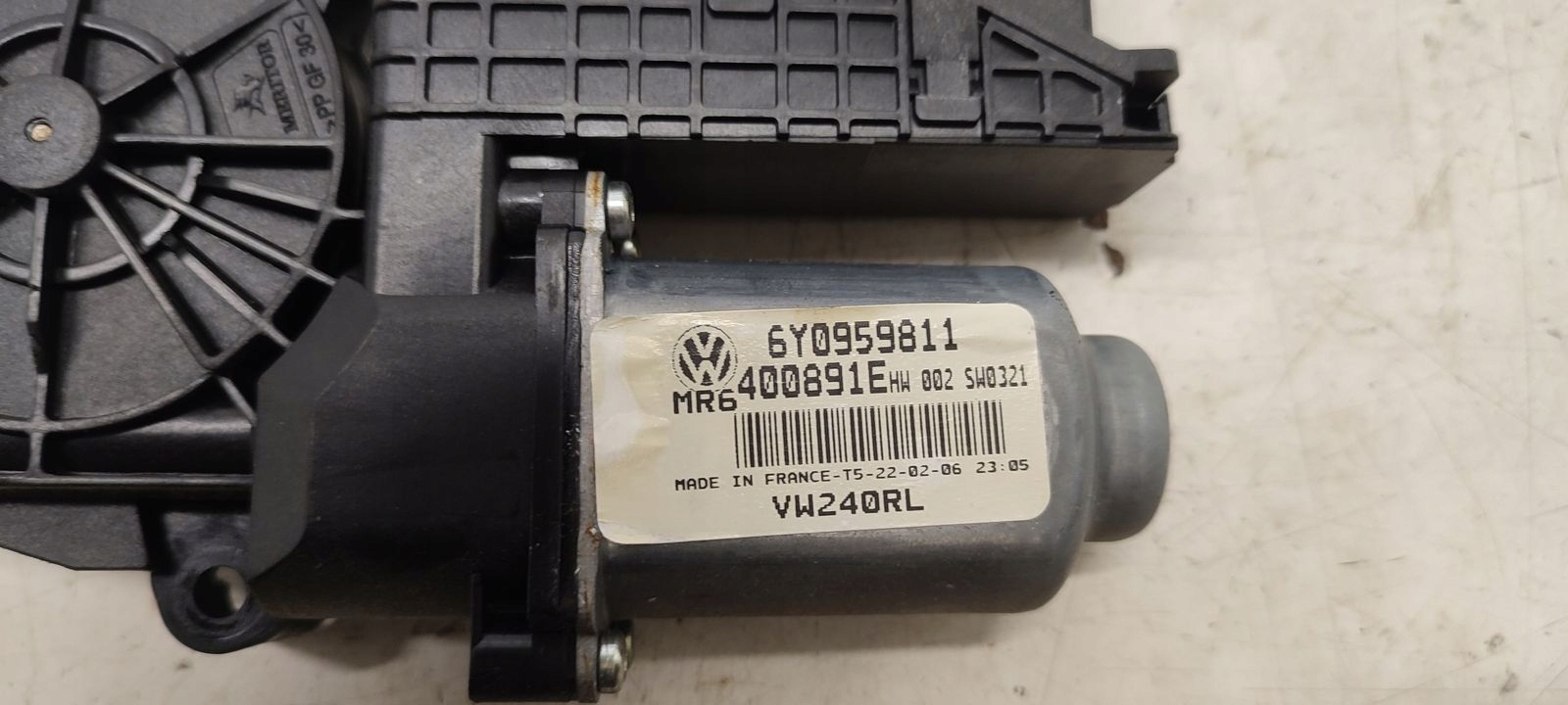 mini motor windows left rear part VW Polo 9N 5D