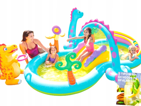 

Duży Basen Wodny Plac Zabaw Ze Zjeżdzalnią