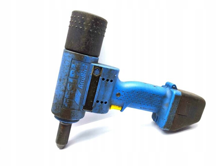 КЛЕПАЛЬЩИК GESIPA ACCUBIRD