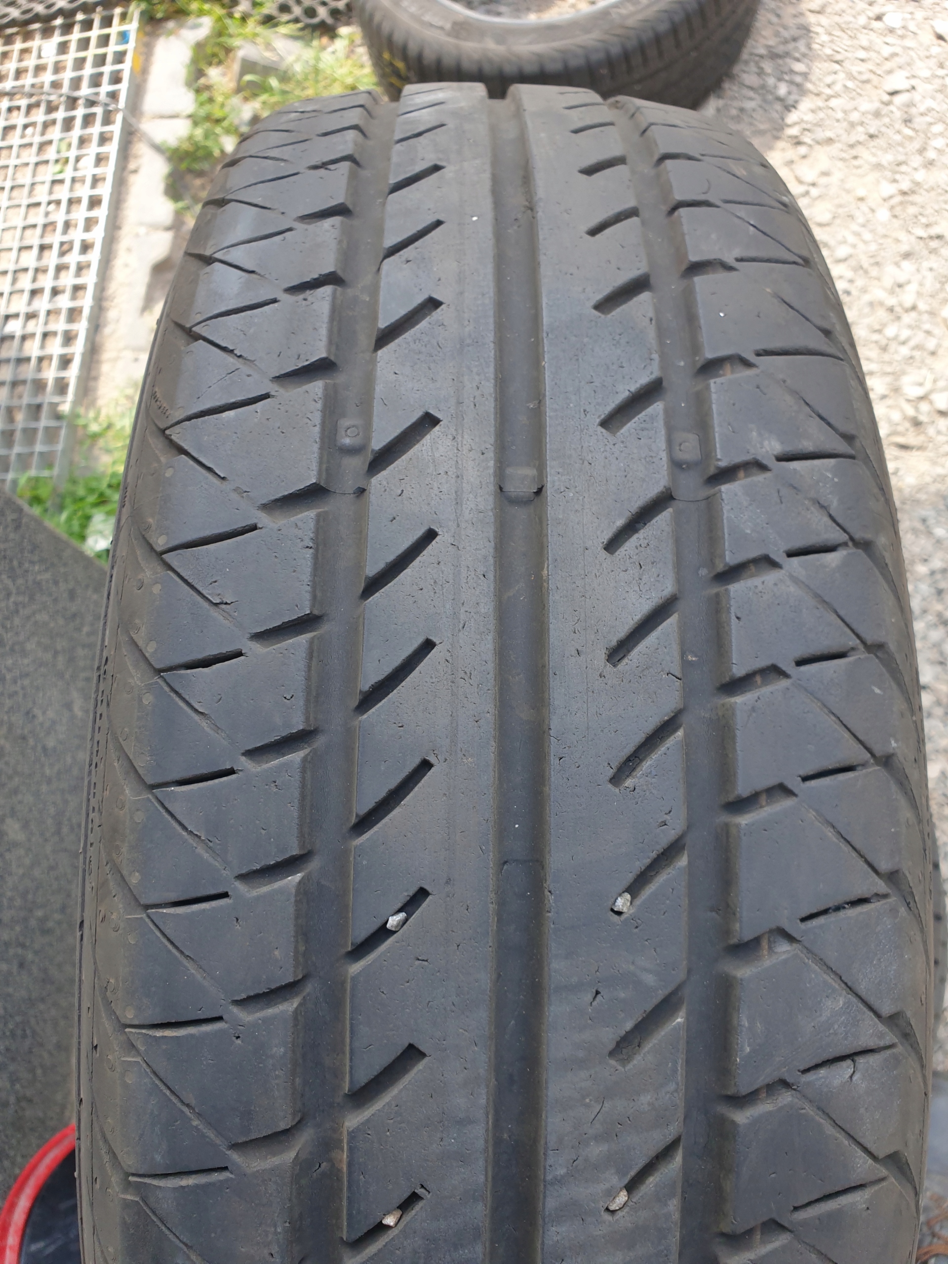 Шины 215 / 65R16C CONTINENTAL Vancoeco W180