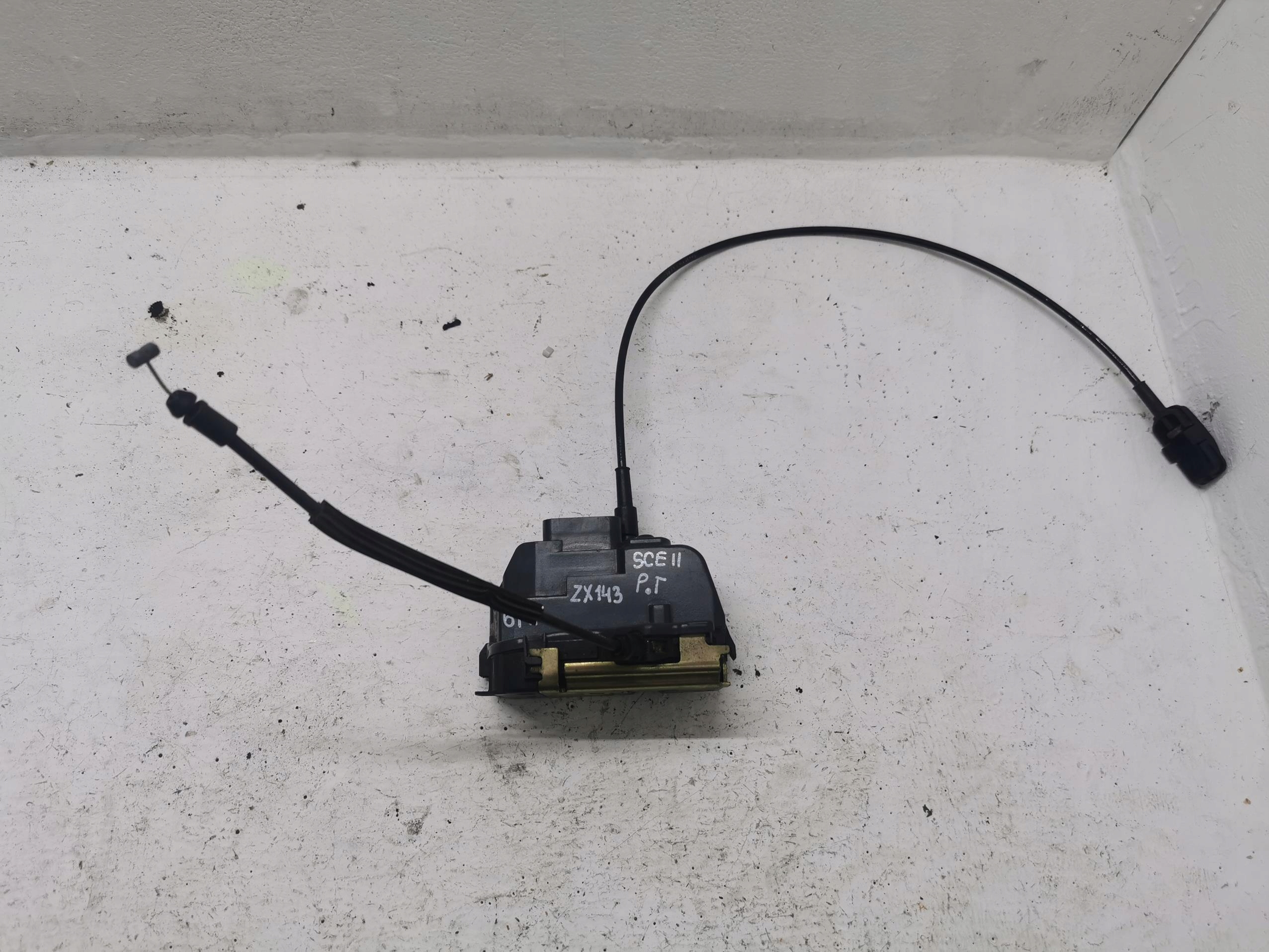 lock door right rear part RENAULT SCENIC II 6 PIN