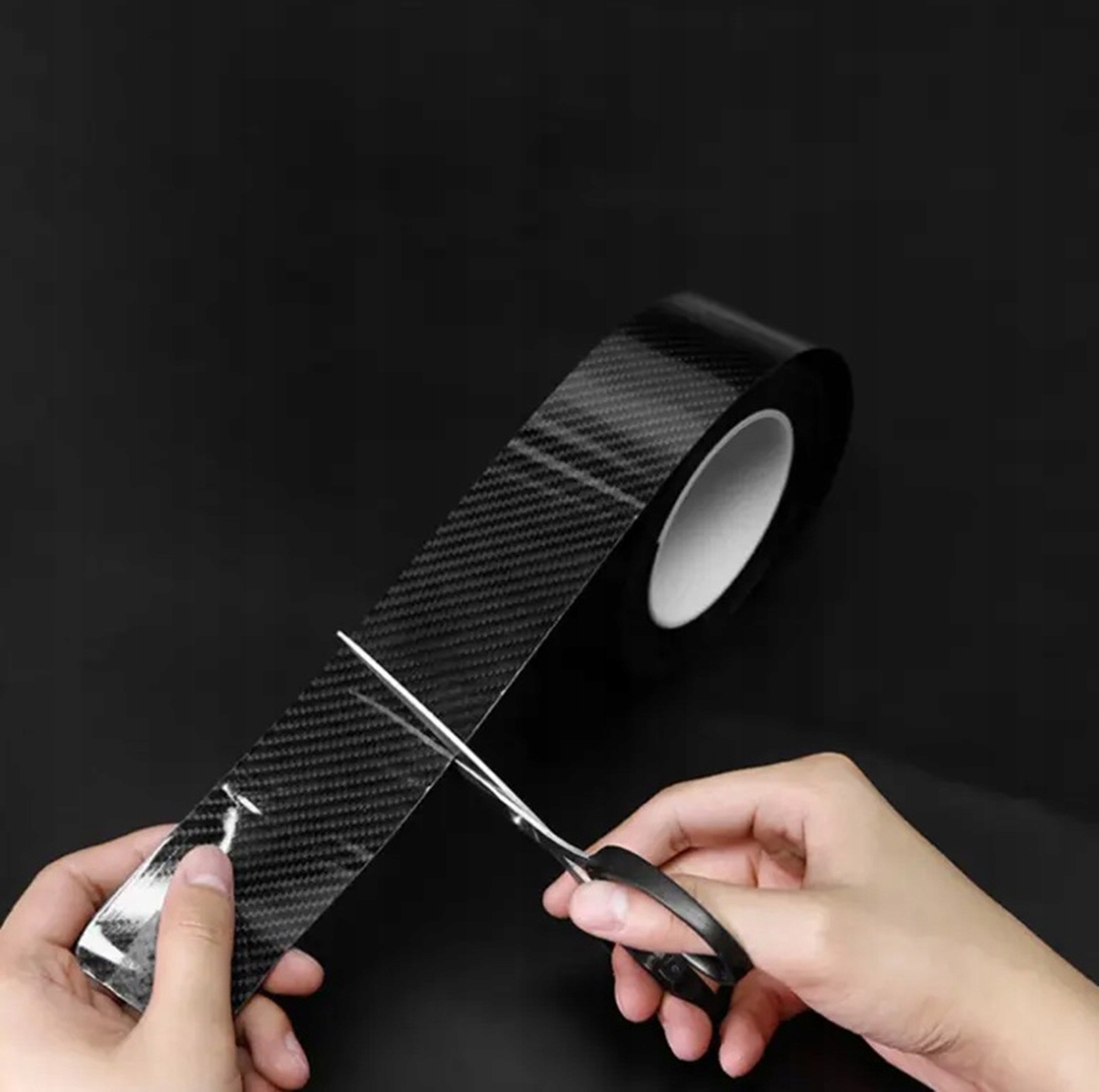 TAŚMA OCHRONNA FOLIA CARBON 5D NA PROGI SAMOPRZYLEPNA GRUBA 5M 5CM DA7 EAN (GTIN) 5907621837402