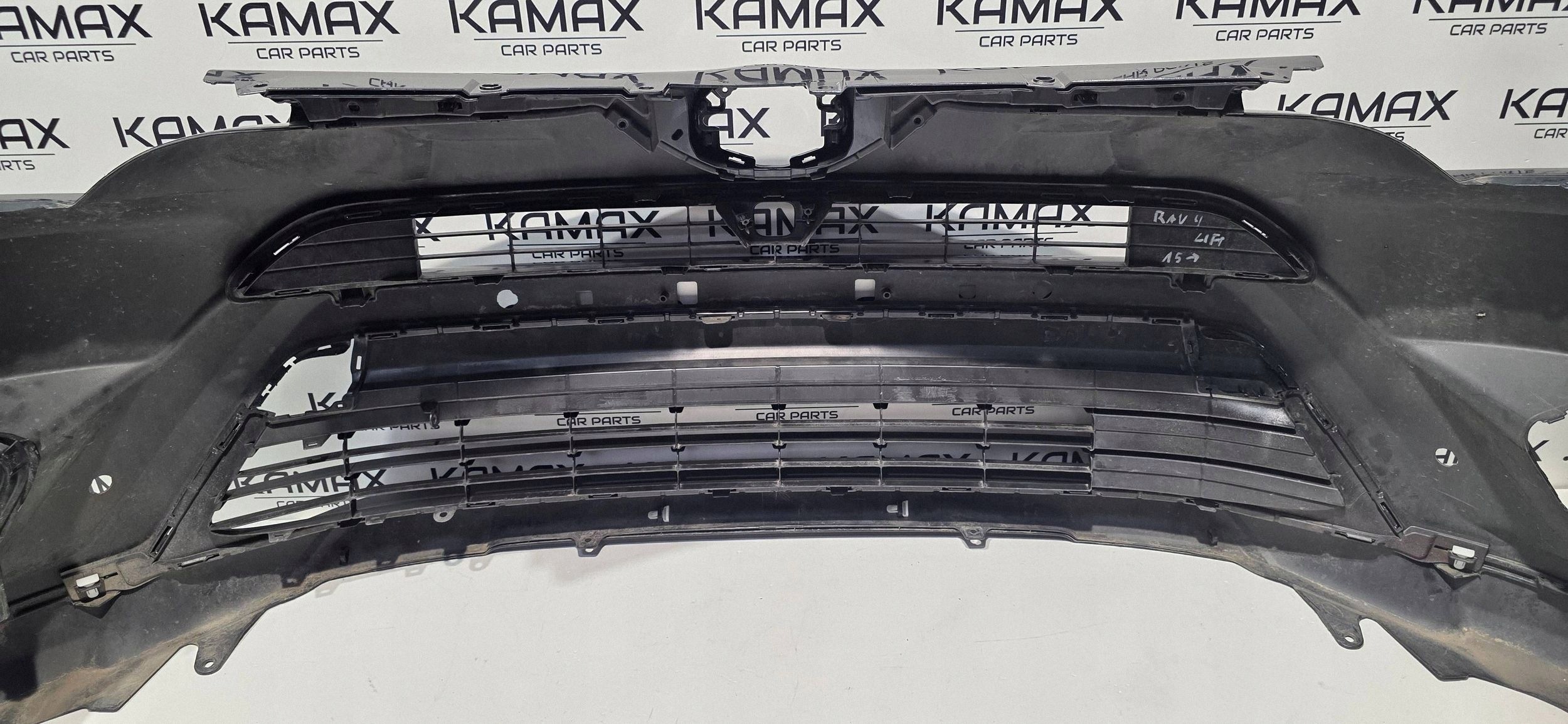 front bumper front Toyota RAV 4 (XA40) 5211942A40