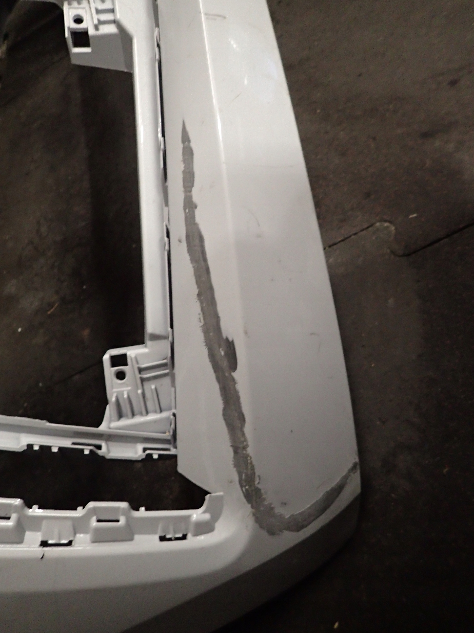 PARAURTI ANTERIORE SKODA SCALA