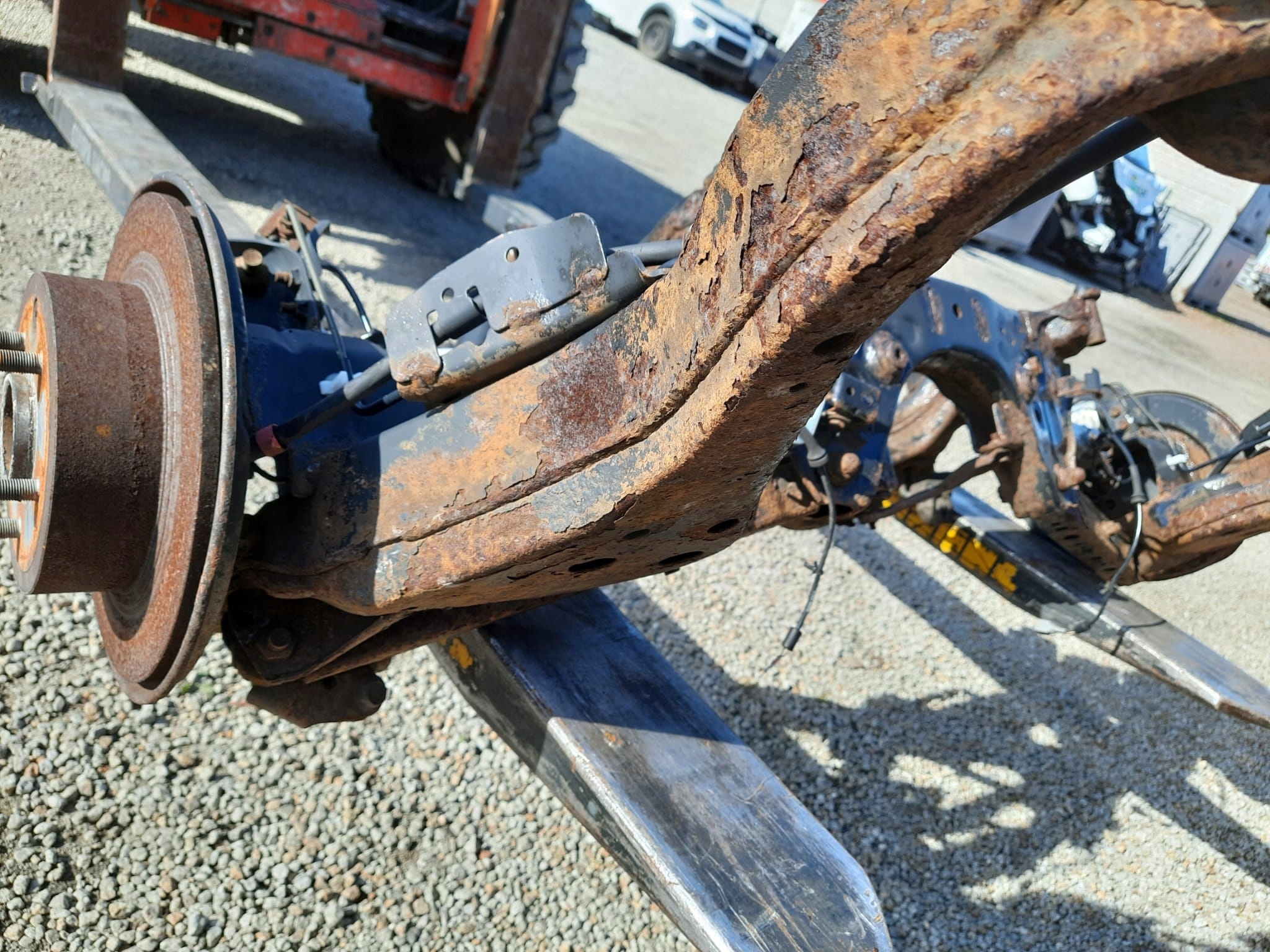 Achsträger heck hinten QASHQAI J10 2,0 DCI