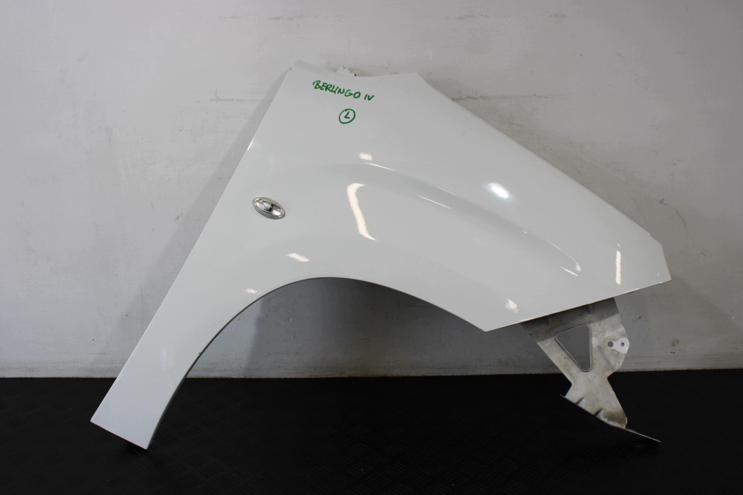 fender right front right front CITROEN BERLINGO IV 4 2019