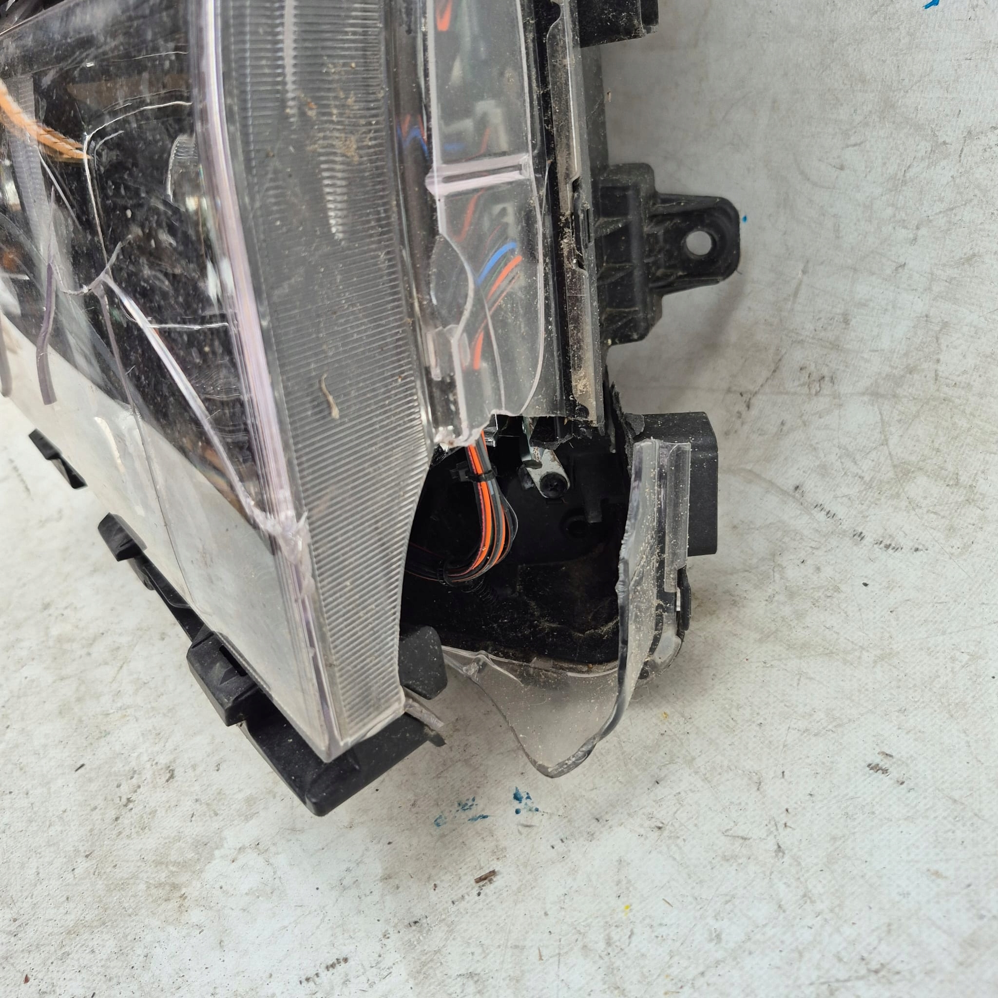 HYUNDAI SANTA FE IV LIFT 21- light right front front FULL LED