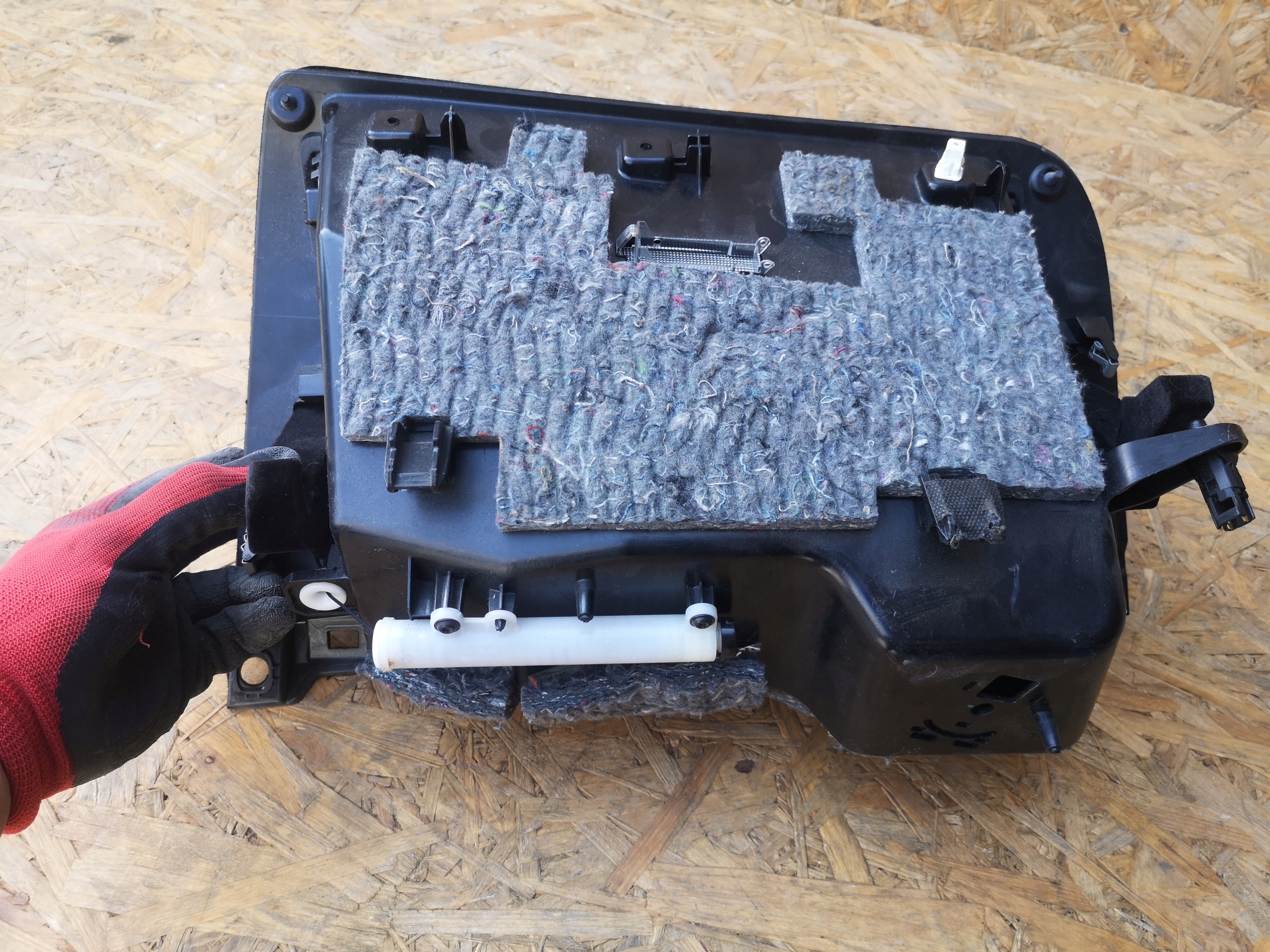 ALFA ROMEO GIULIA бардачок пассажира