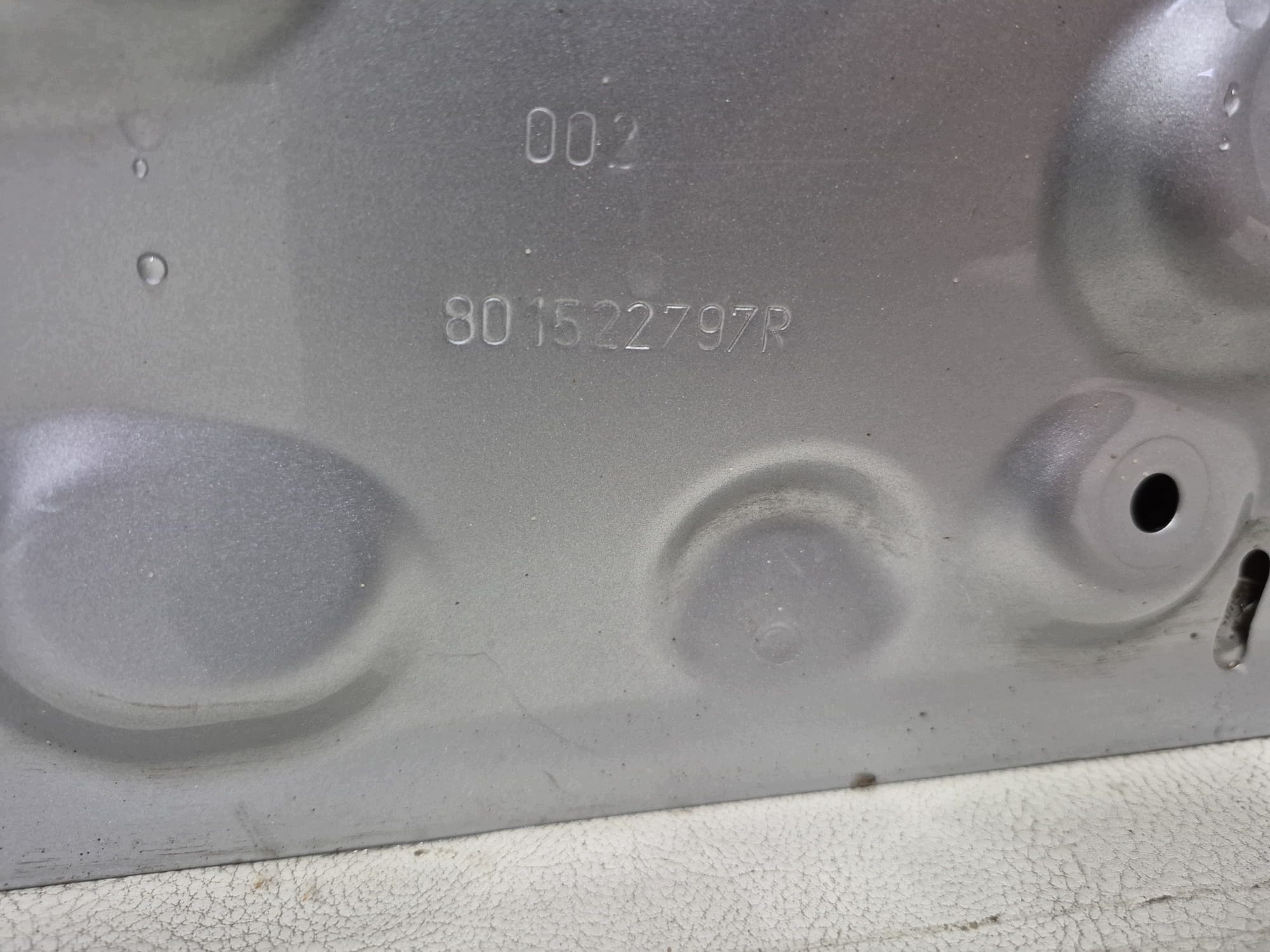 RENAULT CAPTUR and 1 13-19 door right front front 801522797R