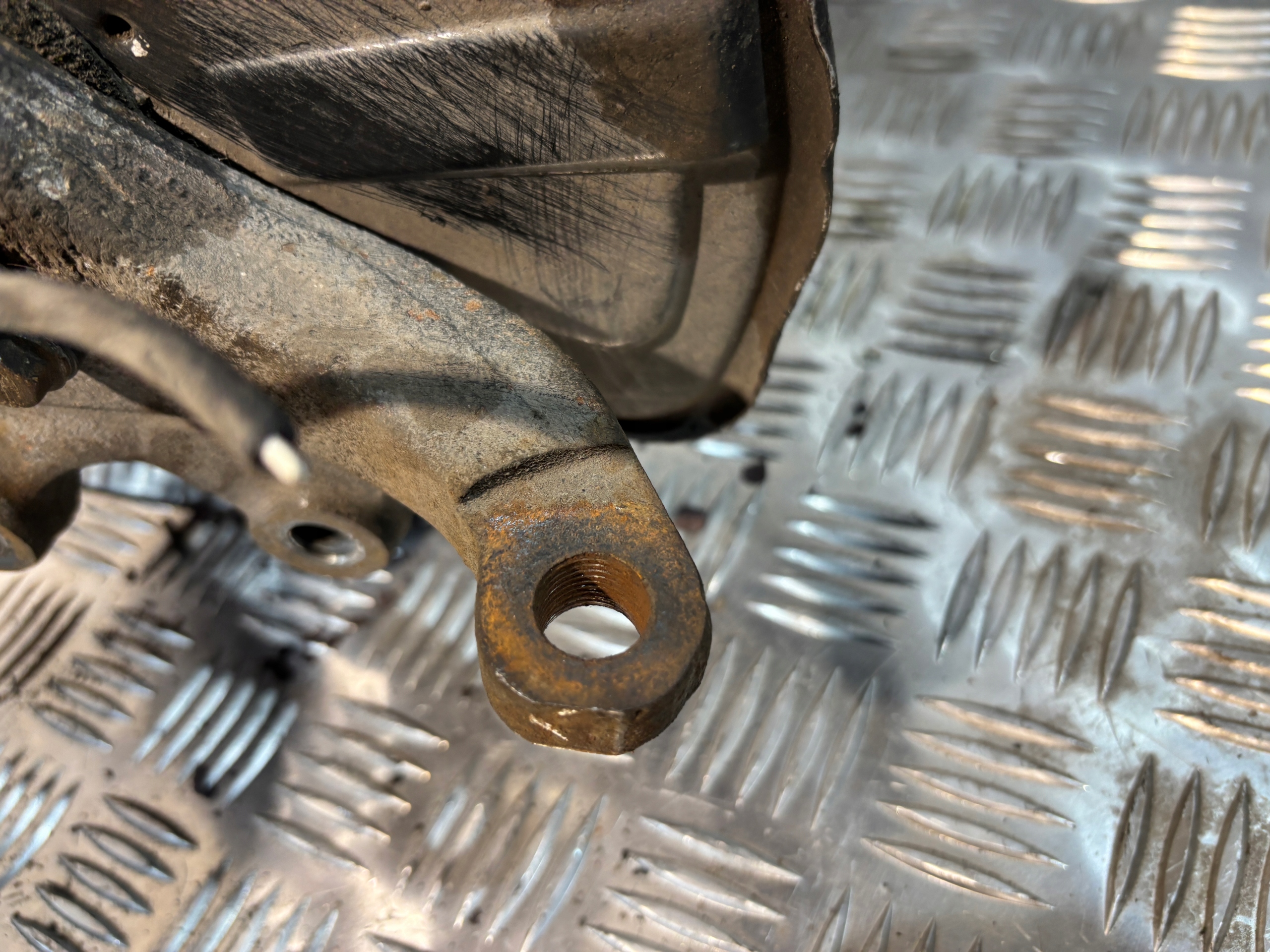 swing left front Mercedes W203 2,2CDI
