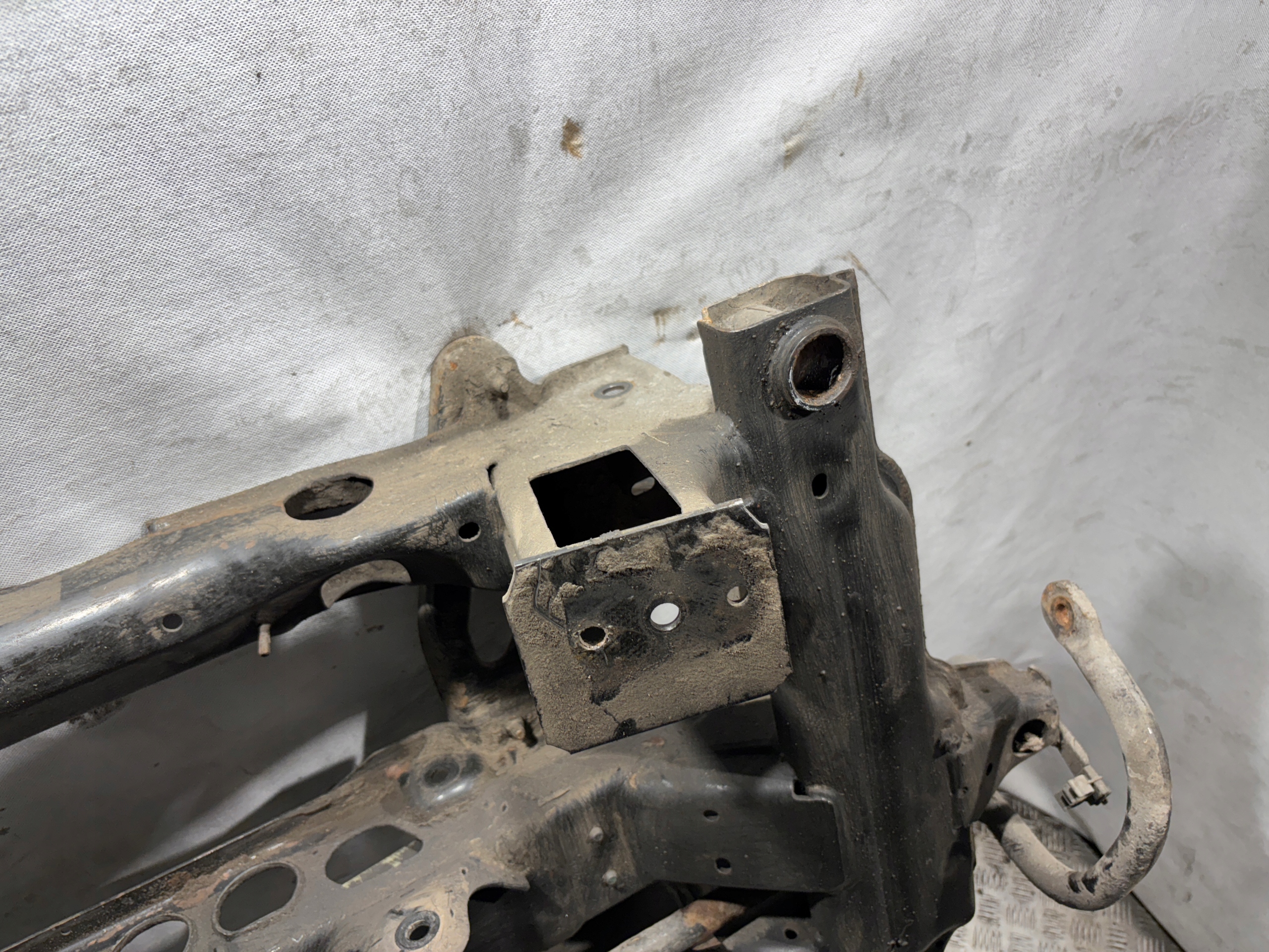 subframe axle beam front Volkswagen Crafter and 2,5TDI