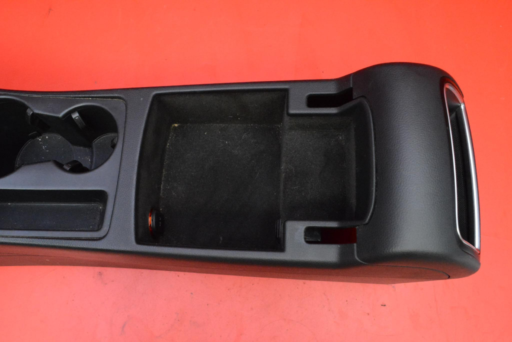 TUNEL mitte EU AUDI A4 B8 LIFT 11-16