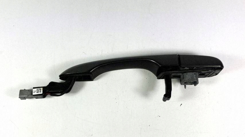 Chrysler Pacifica 2018-20 handle exterior door left front