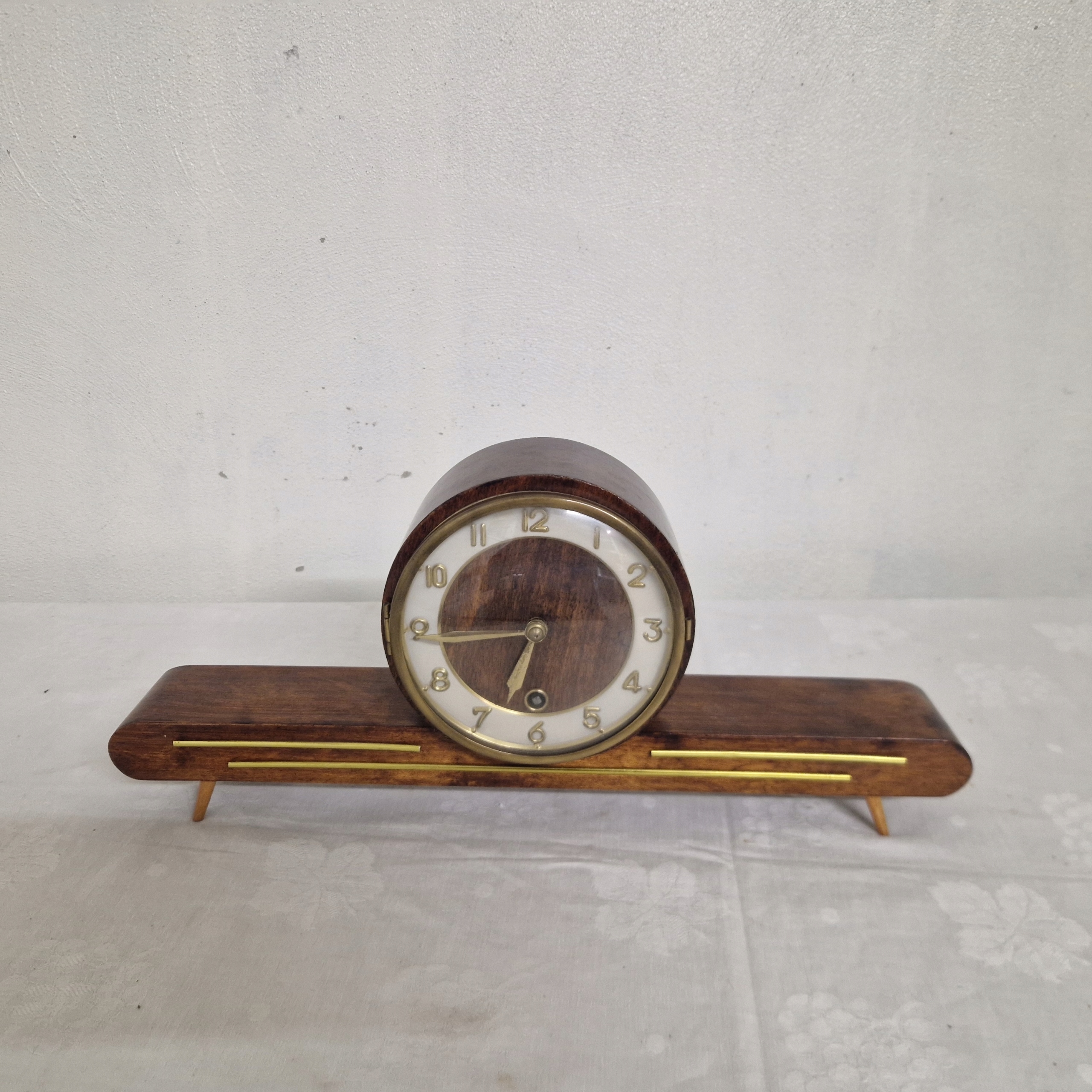 СТАРЫЕ ЧАСЫ КАМИН