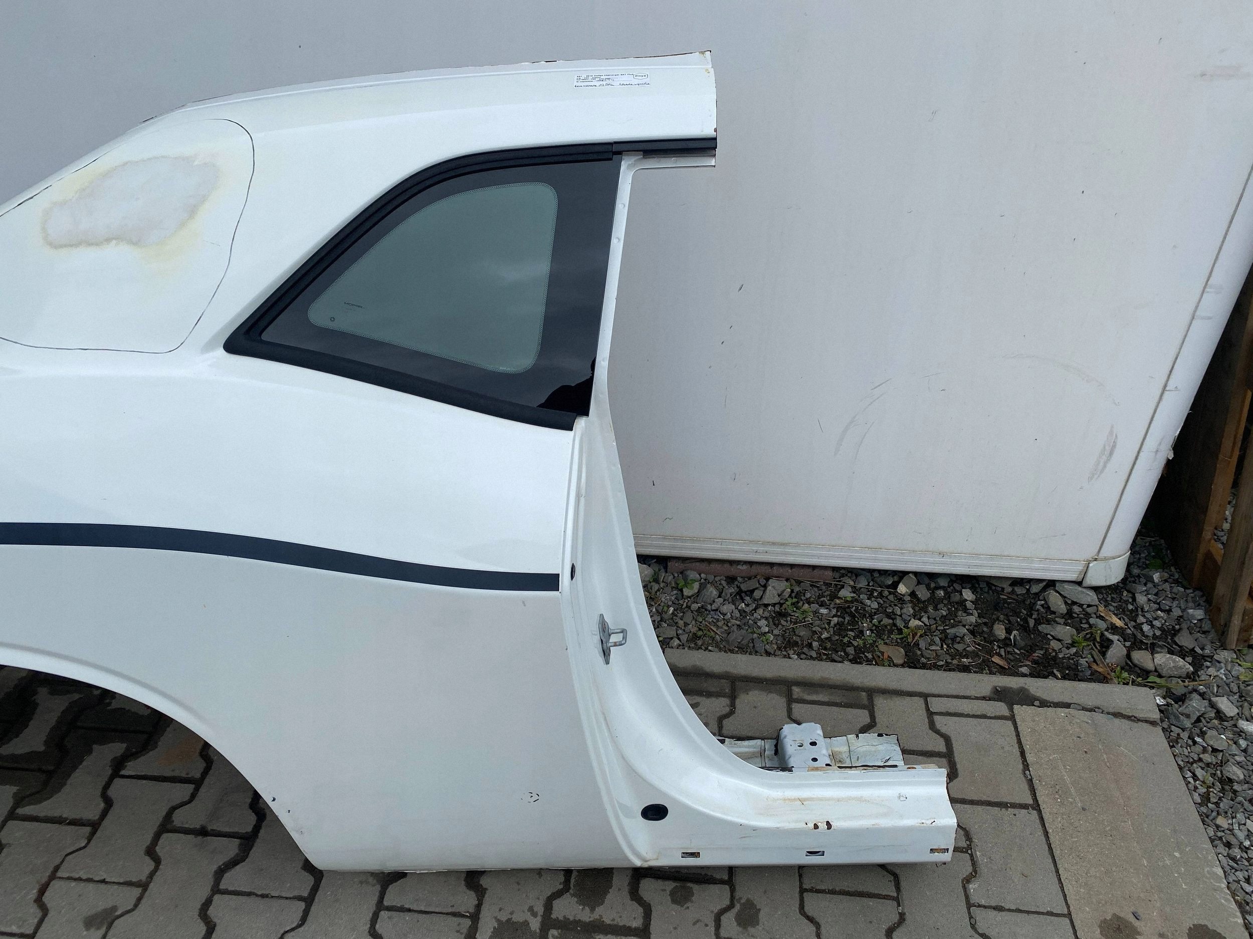 radhaus längsträger hinten rechts Dodge Challenger 2015