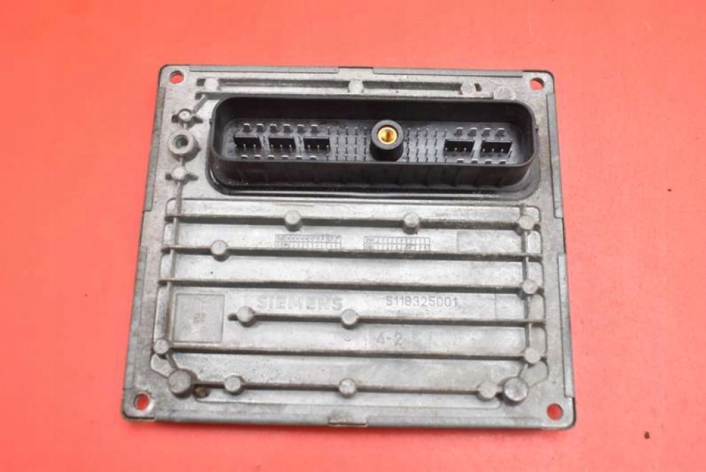 control unit computer of the engine 7M51-12A650-AFA FORD FOCUS MK2 1.6 16V 101 KM