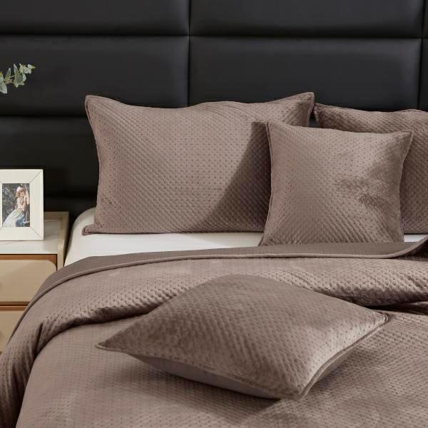 Velurová přikrývka 240x260 Maya hnědá, geometrické křížky