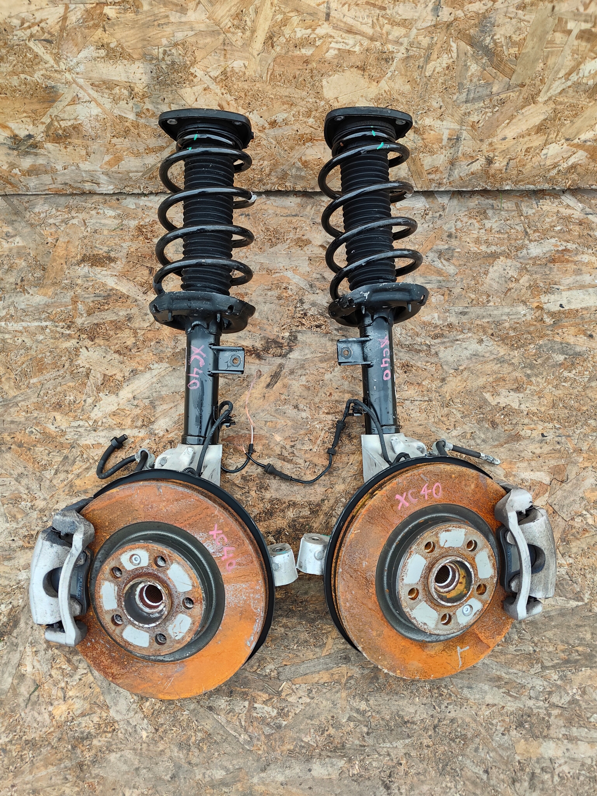 shock absorber right swing right VOLVO XC40 2.0D 32246640