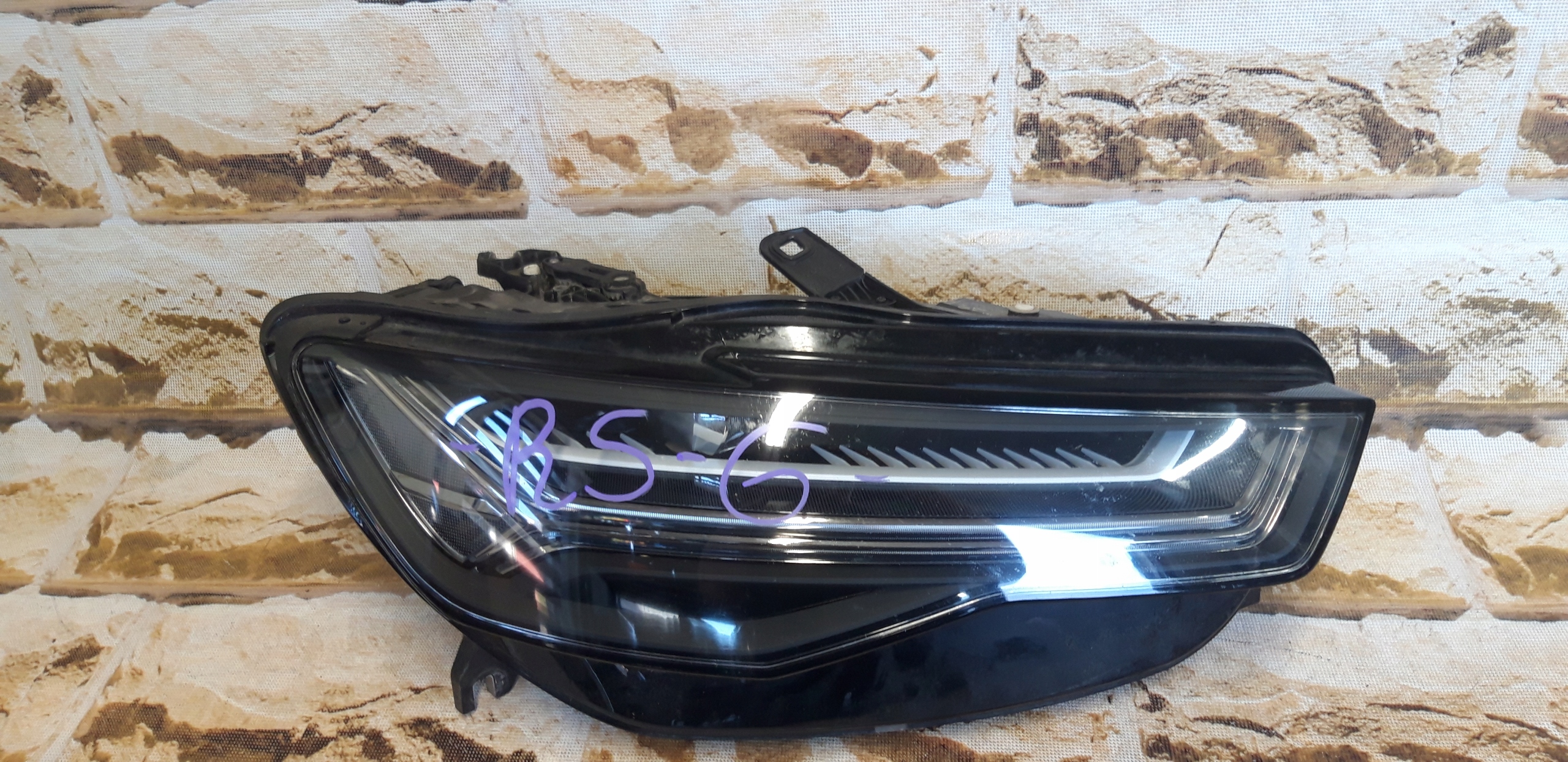 audi RS6 4g0 17matrix led czarny środek prawa lampa europa 4g0941036b