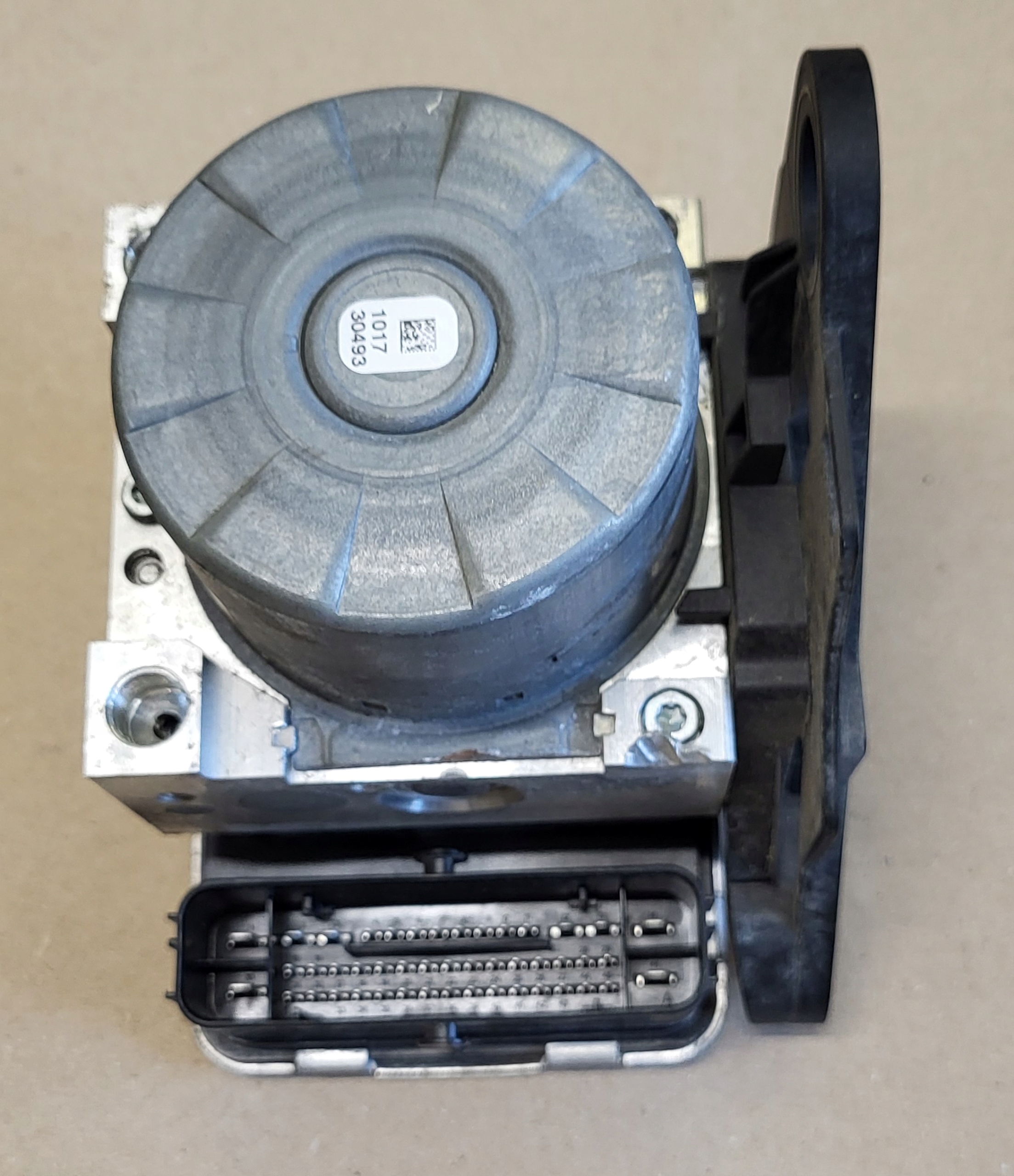 pump ABS control unit VW SEAT 4MOTION SKODA AUDI 4X4 5Q0614517DL OE EU