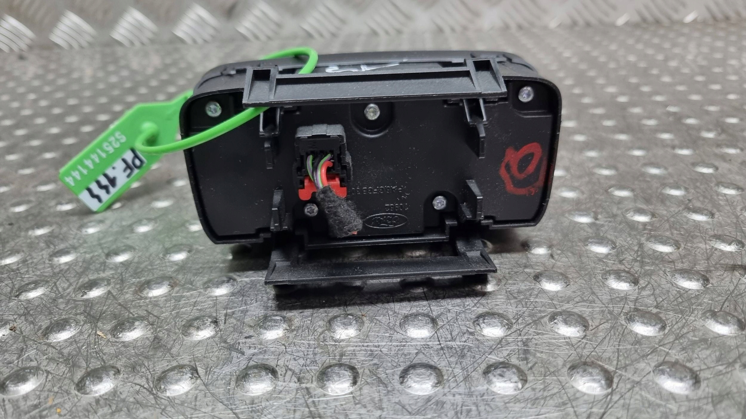 switch light switch AV6T-13A024-CC FORD C-MAX MK2 FORD KUGA MK2