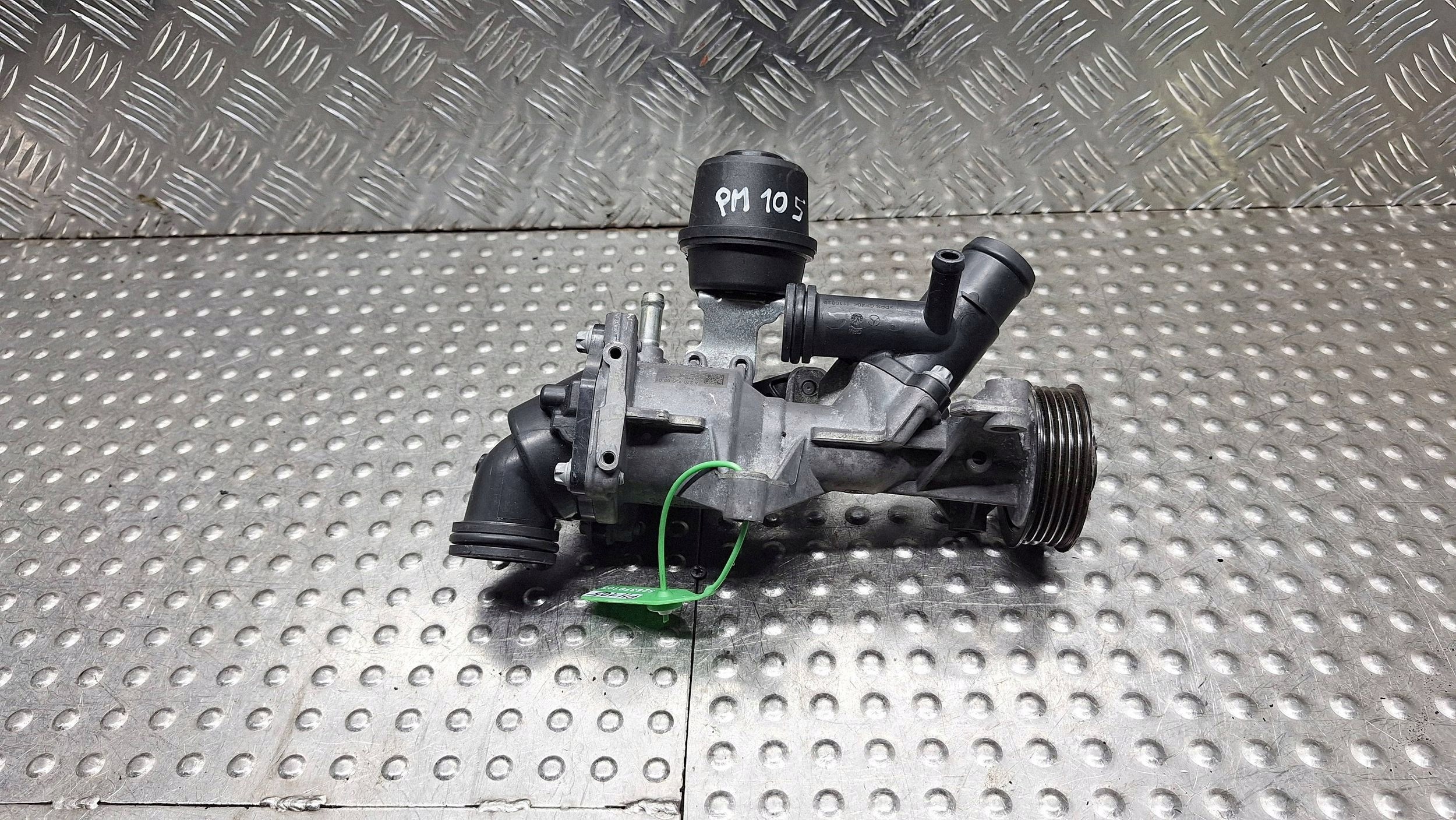 vízpumpa A2702000801 MERCEDES W117 W176 W246 X156 1.6 CGI