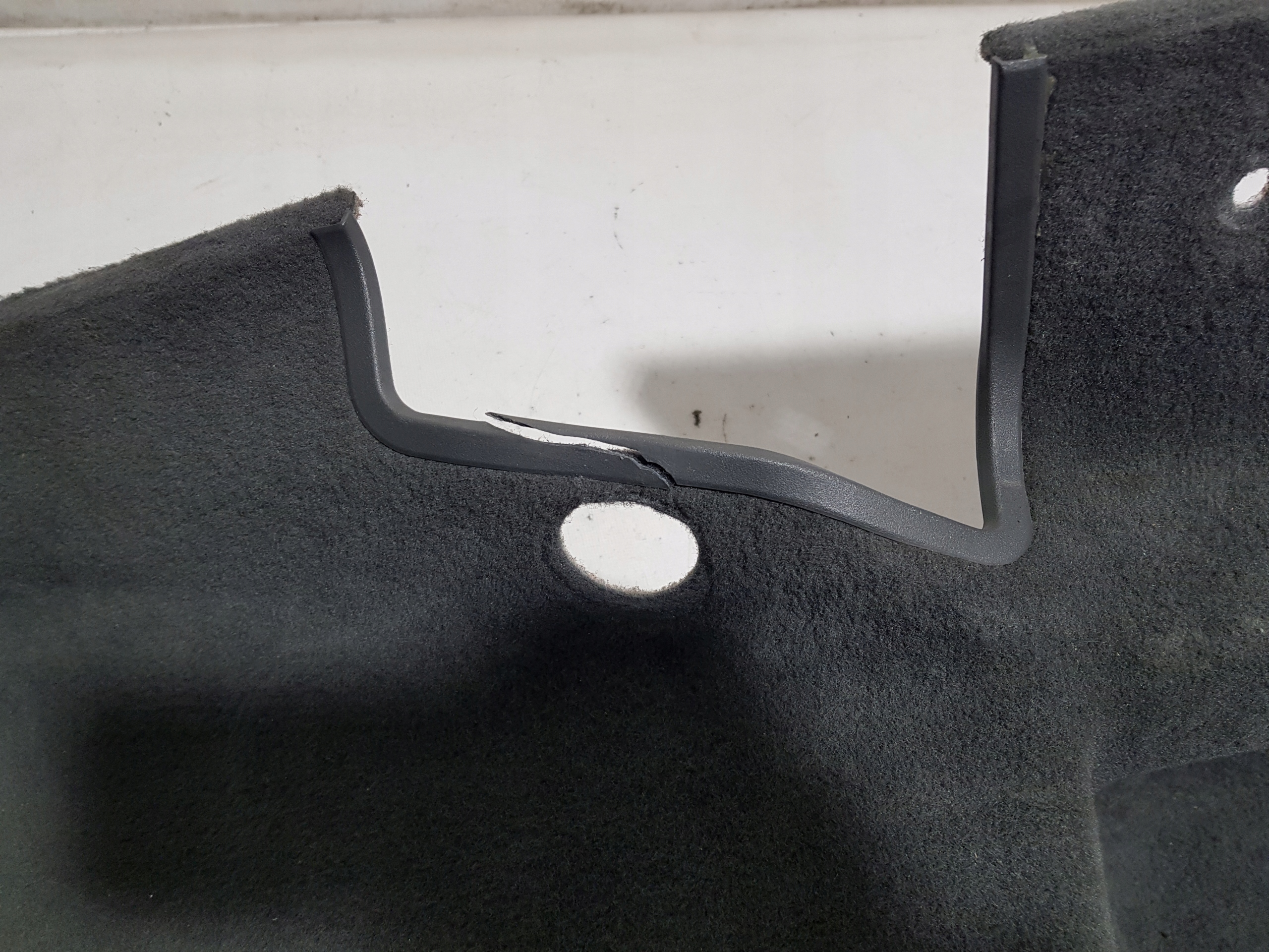 MERCEDES SL R230 mats boot upholstery right