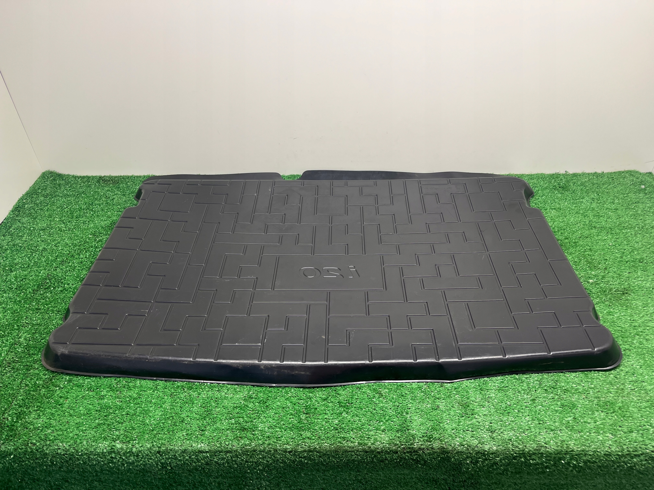 rubber boot mat HYUNDAI I20 II 2018 C8122ADE00