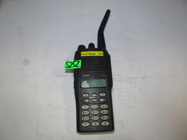 Radiotelefon przesnośny Motorola KRÓTKOFALÓWKA MOTOROLA GP 680