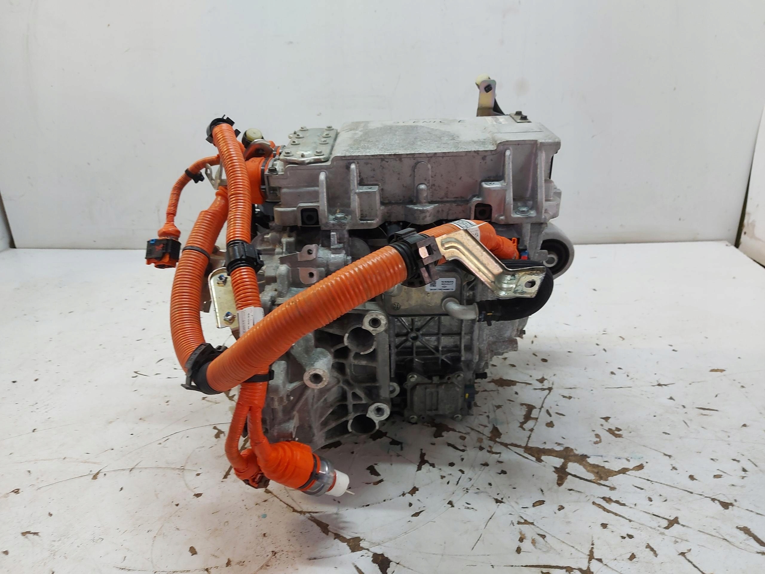 RENAULT Scenic E-Tech V 5 engine electrical kompet front 290036678R