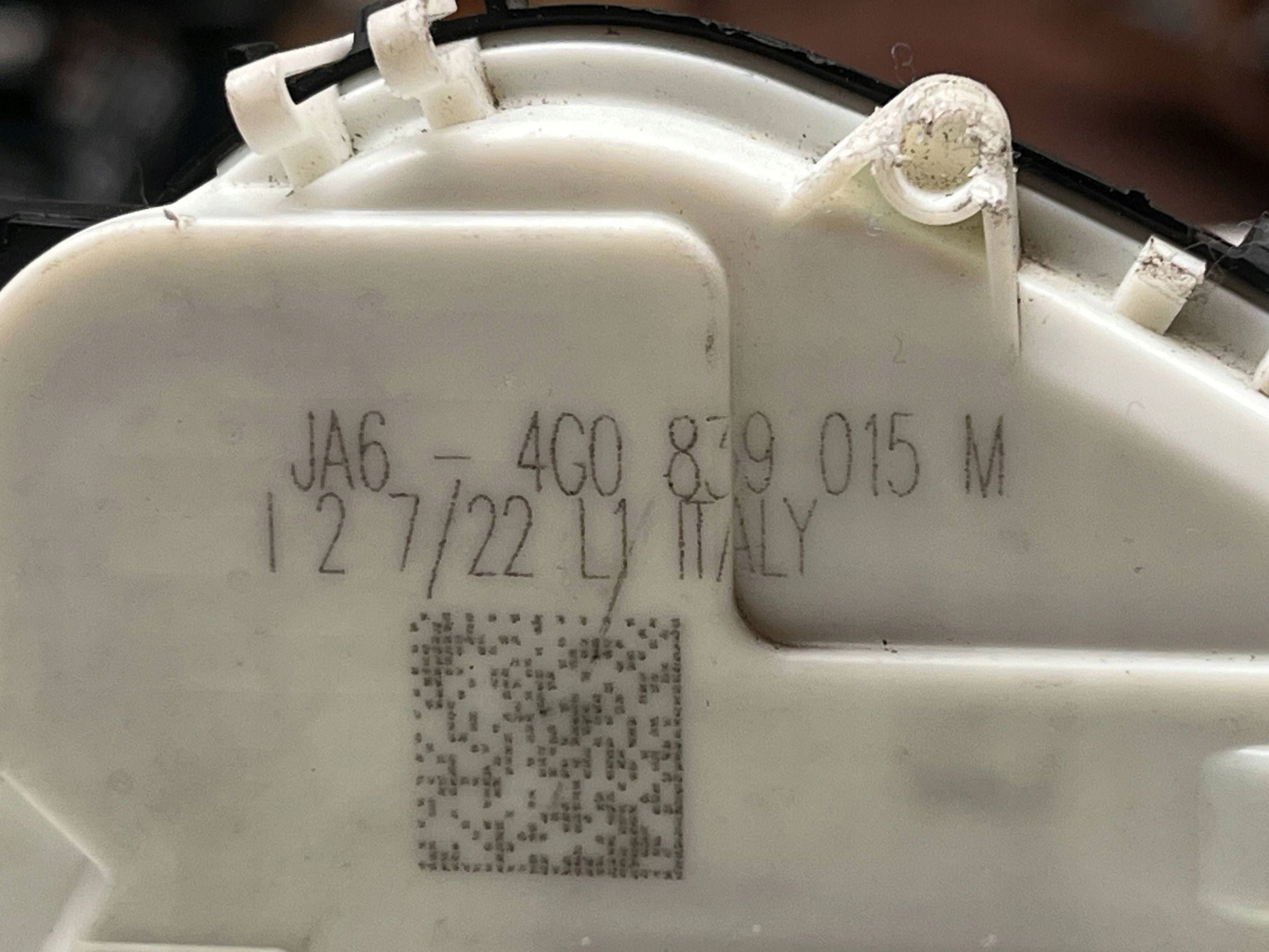 AUDI A6 C7 lock door left rear part 4G0839015M @M