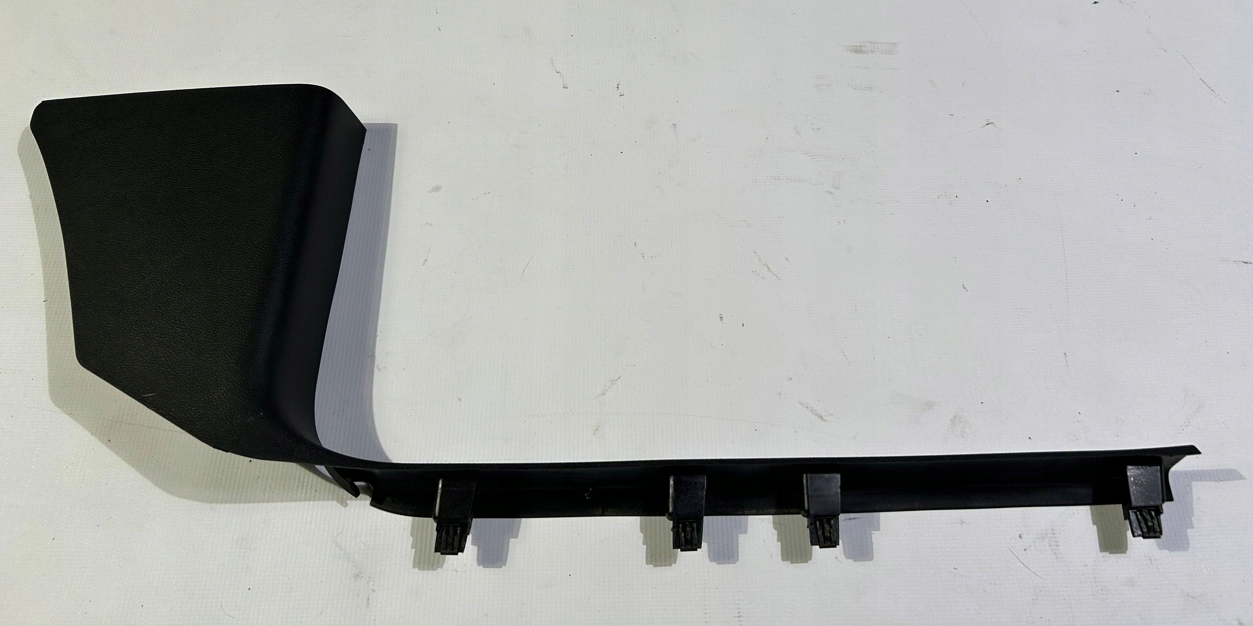 moulding cap threshold threshold right inner Dodge RAM 1500 2013