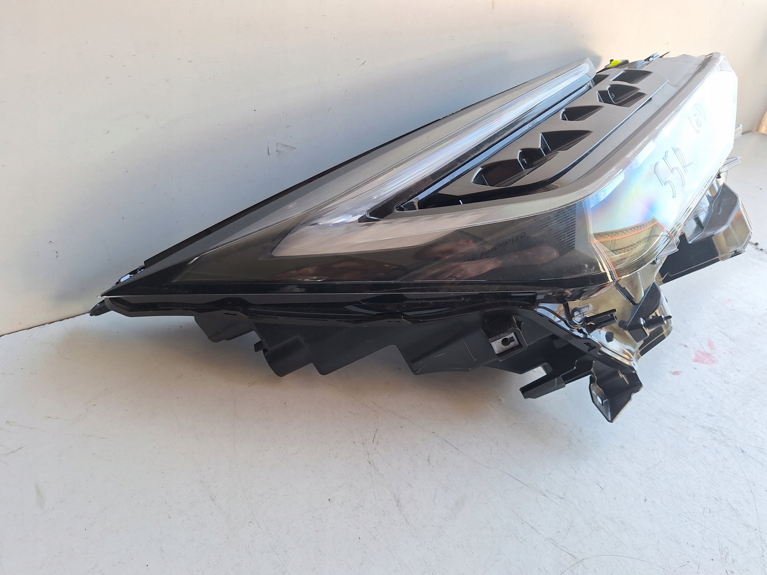 TOYOTA CH-R II 23-> light right FULL LED EU 55R