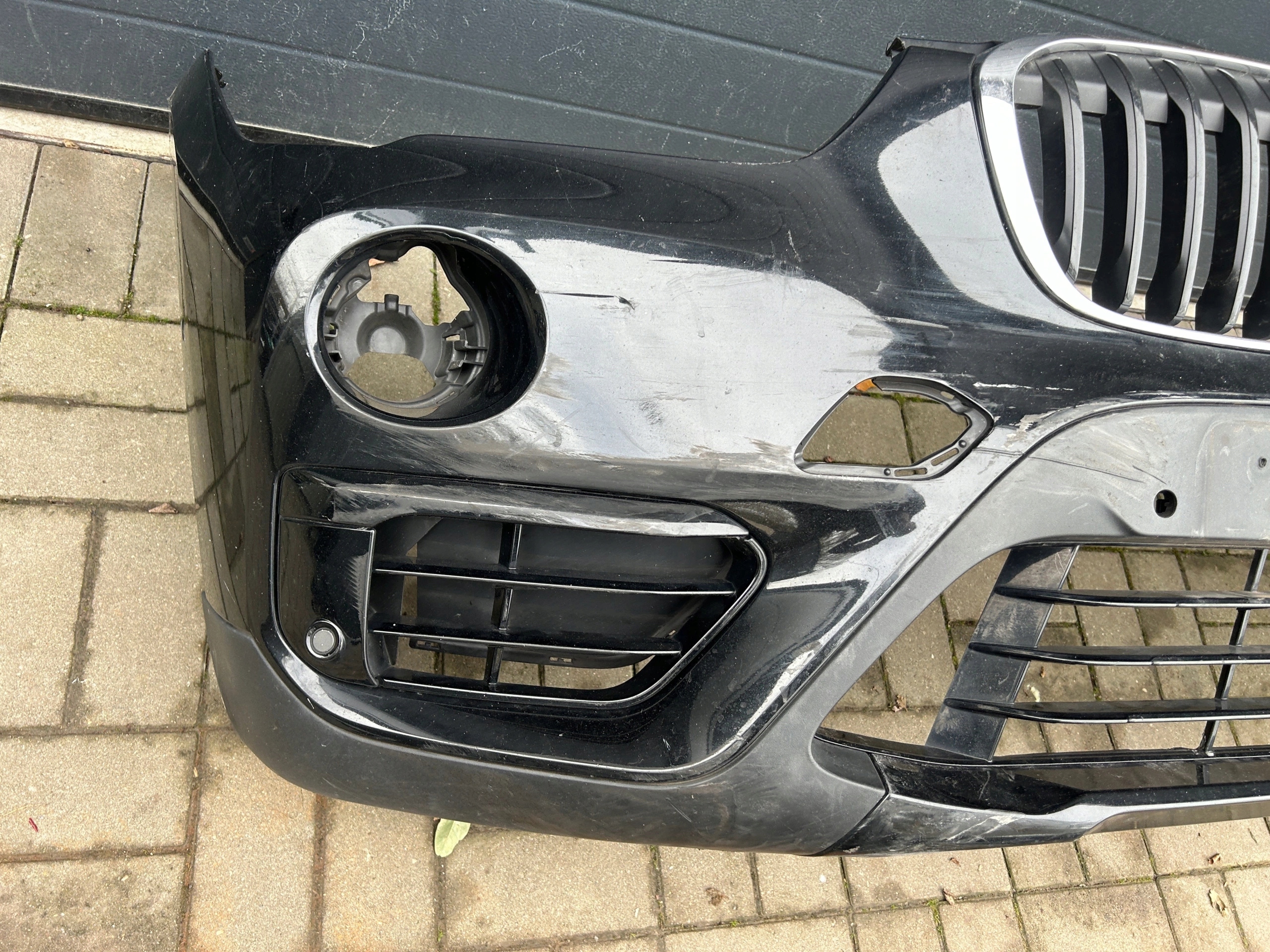 BMW X1 F48 15- STOSSSTANGE VORNE VORNE