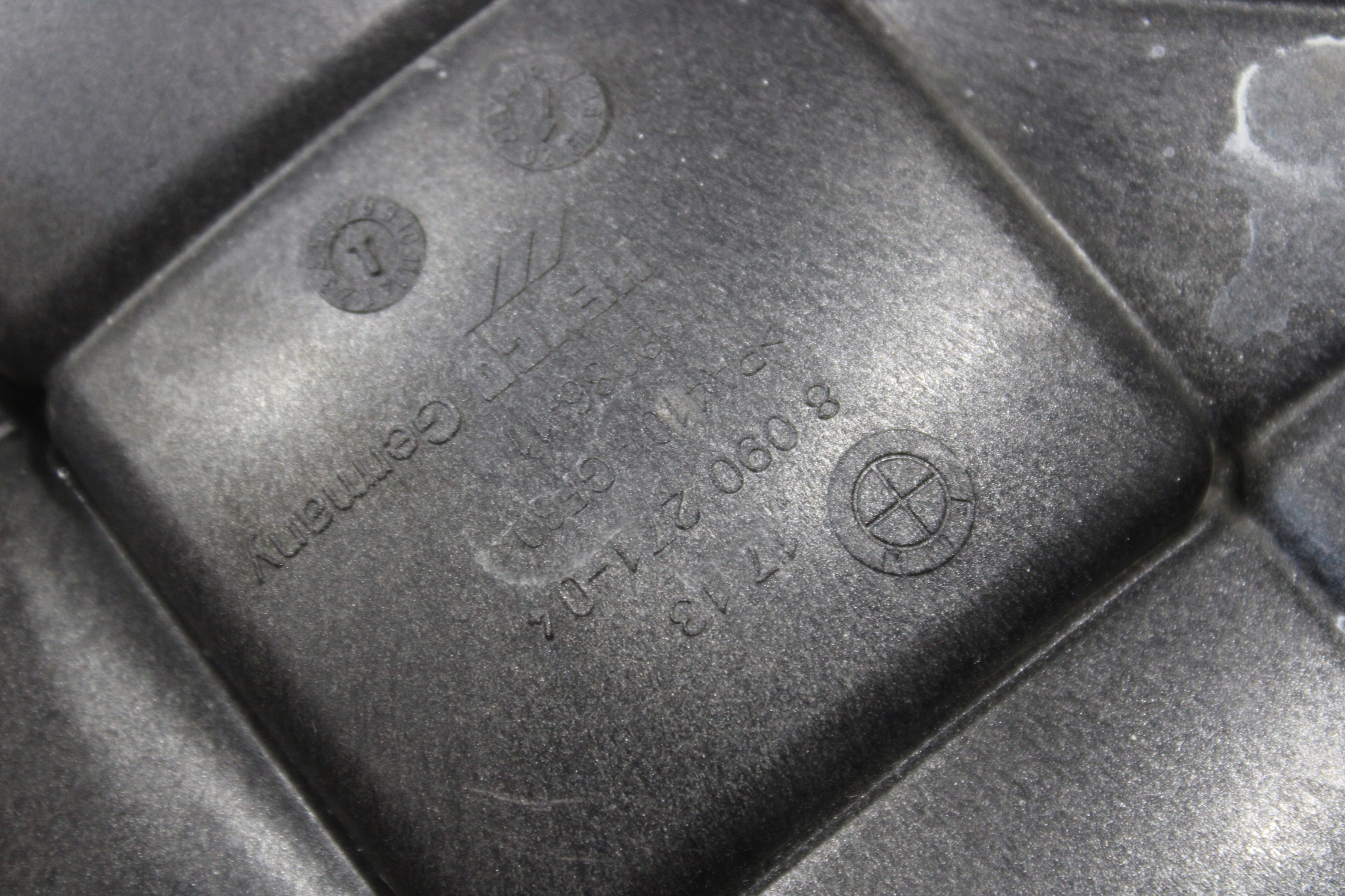 RÉSERVOIR EAU BMW M5 F90 8090271