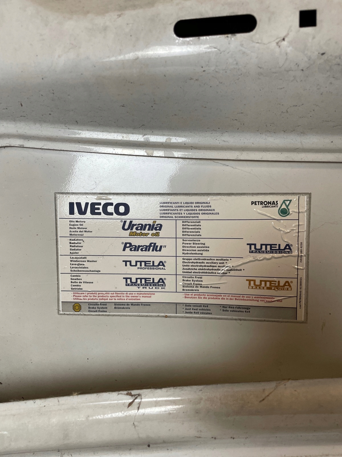Endommagé Capot Couvercle Iveco Daily III