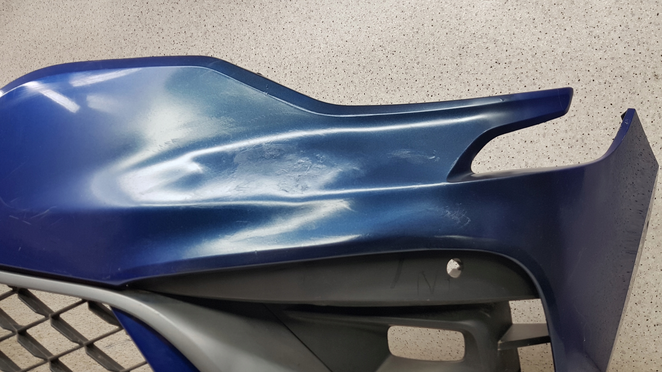 RENAULT CLIO 4 IV RS LINE LIFT - bumper front 3544