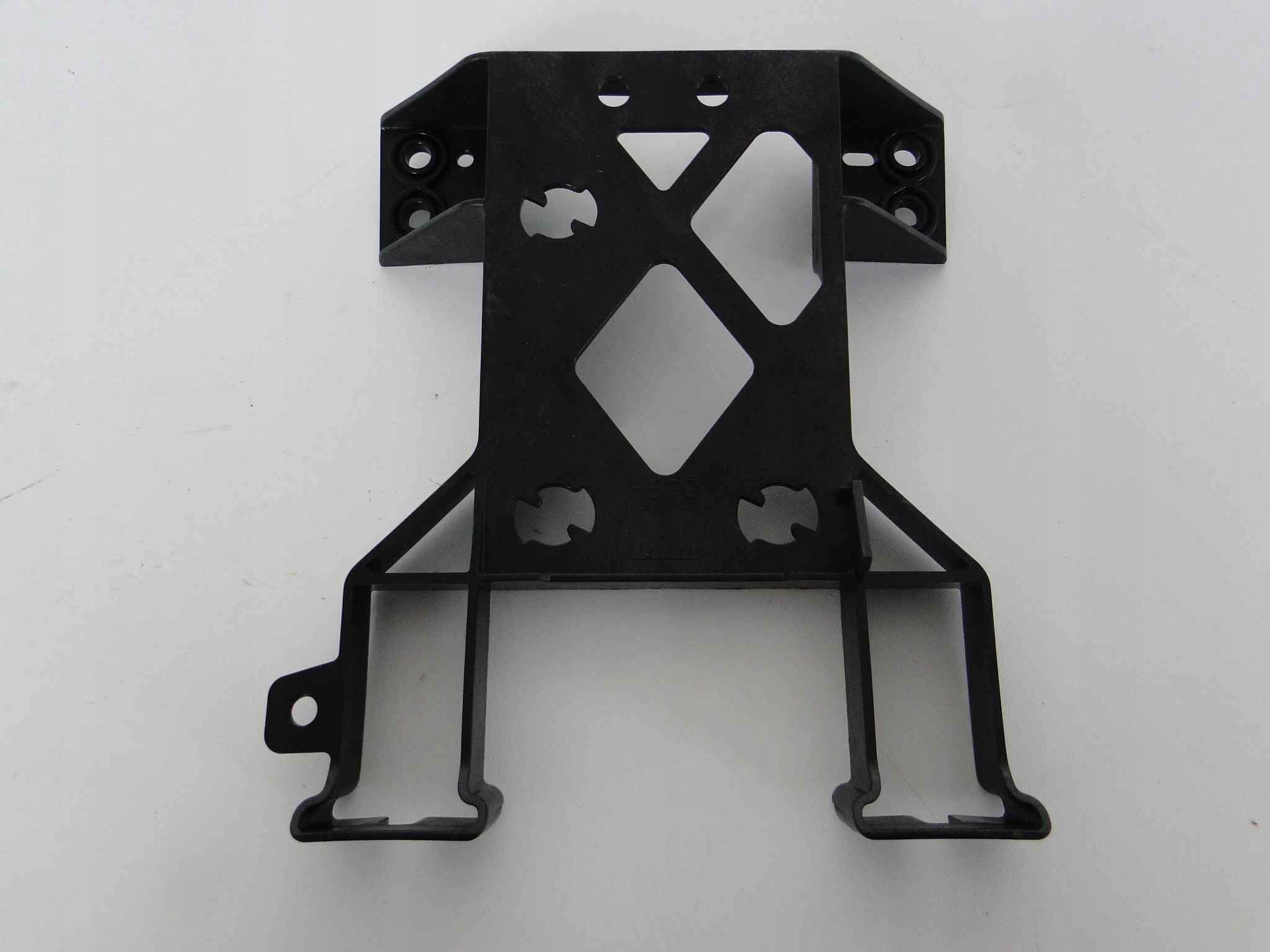 A1176220300 - MERCEDES B класс W246 246 крепление радара